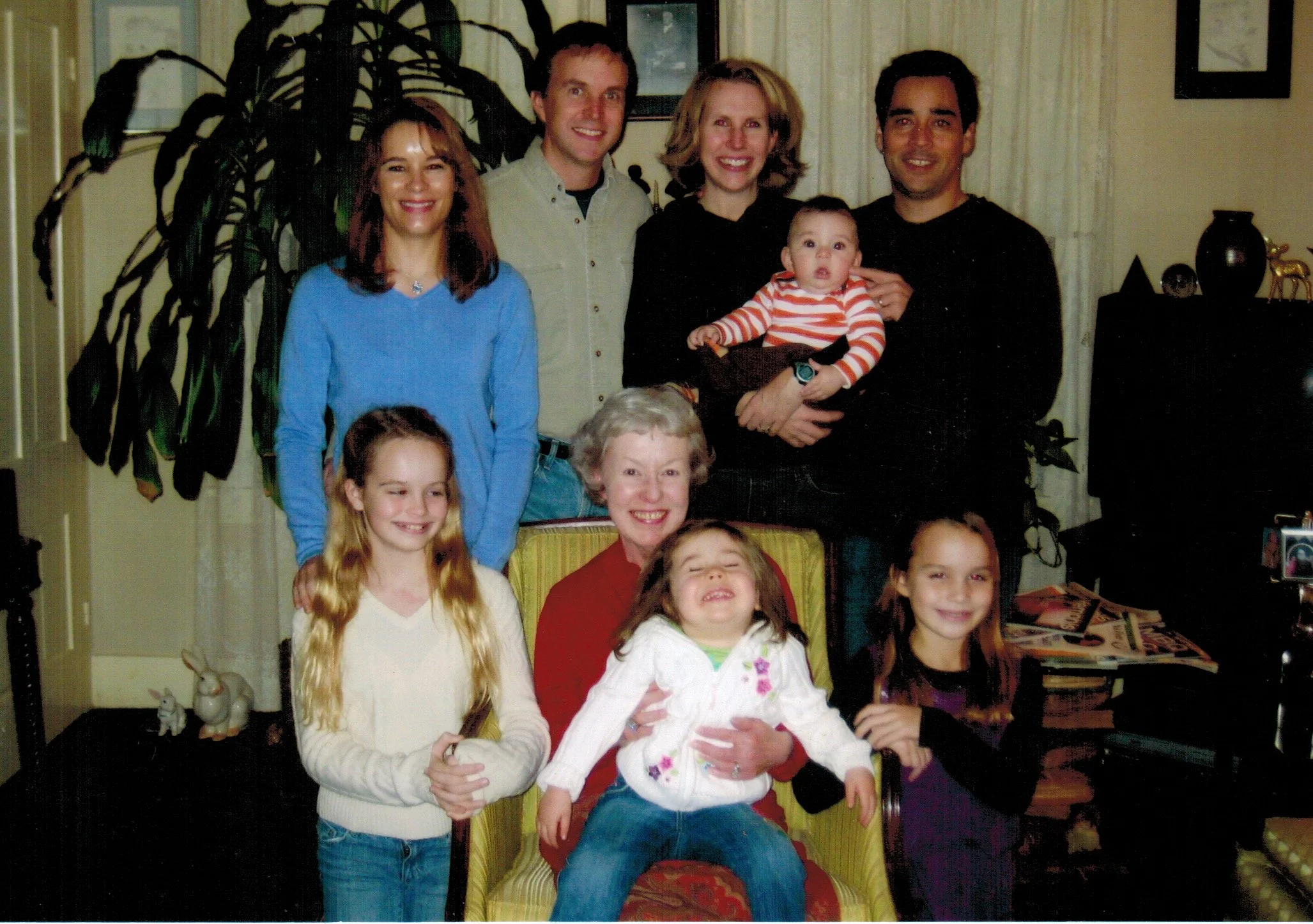 MurtaughGillespieXmasPortrait_2009.jpeg