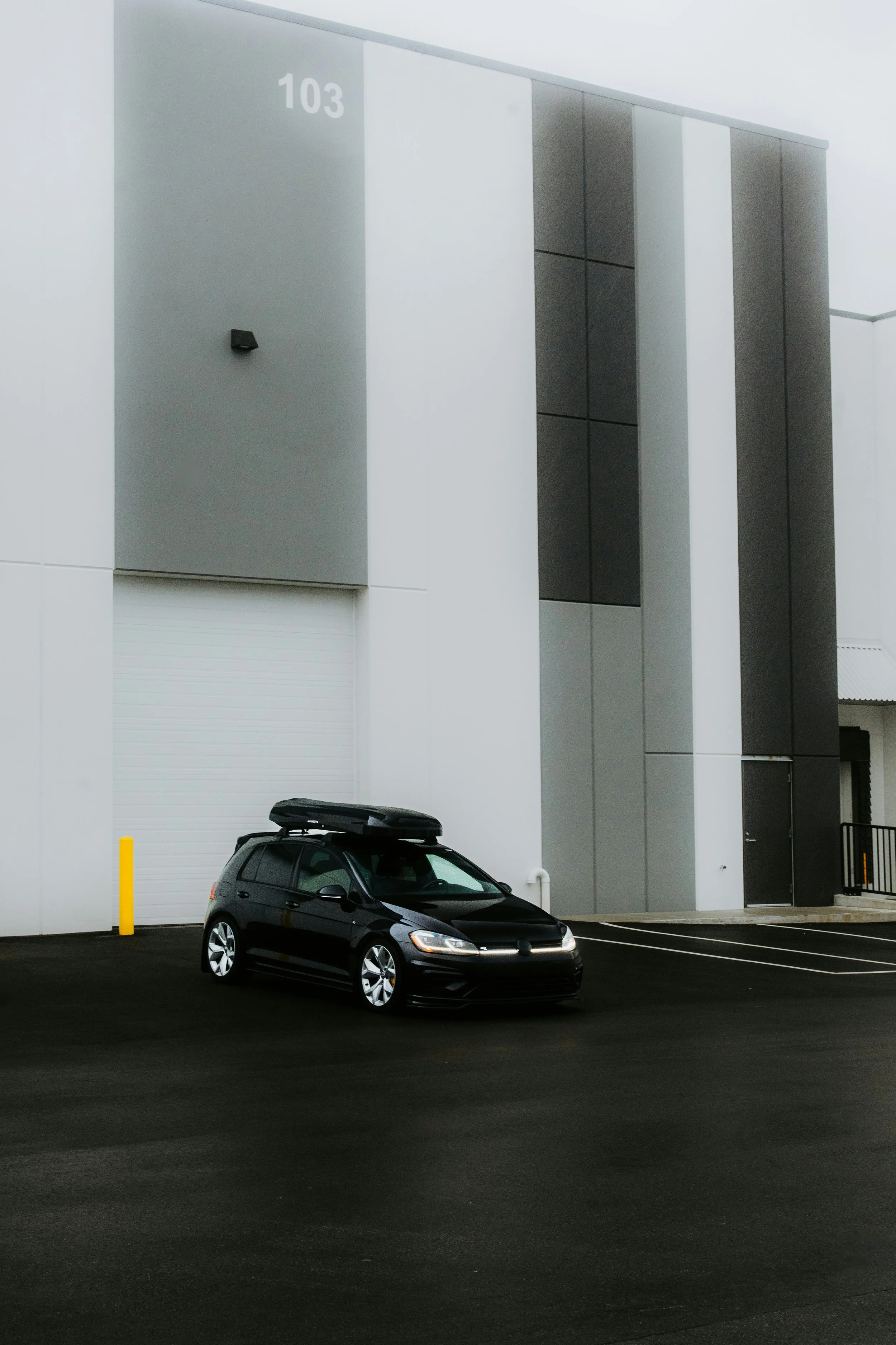 Why Large Facilities Choose Small Vending Operators (And Why It Works)