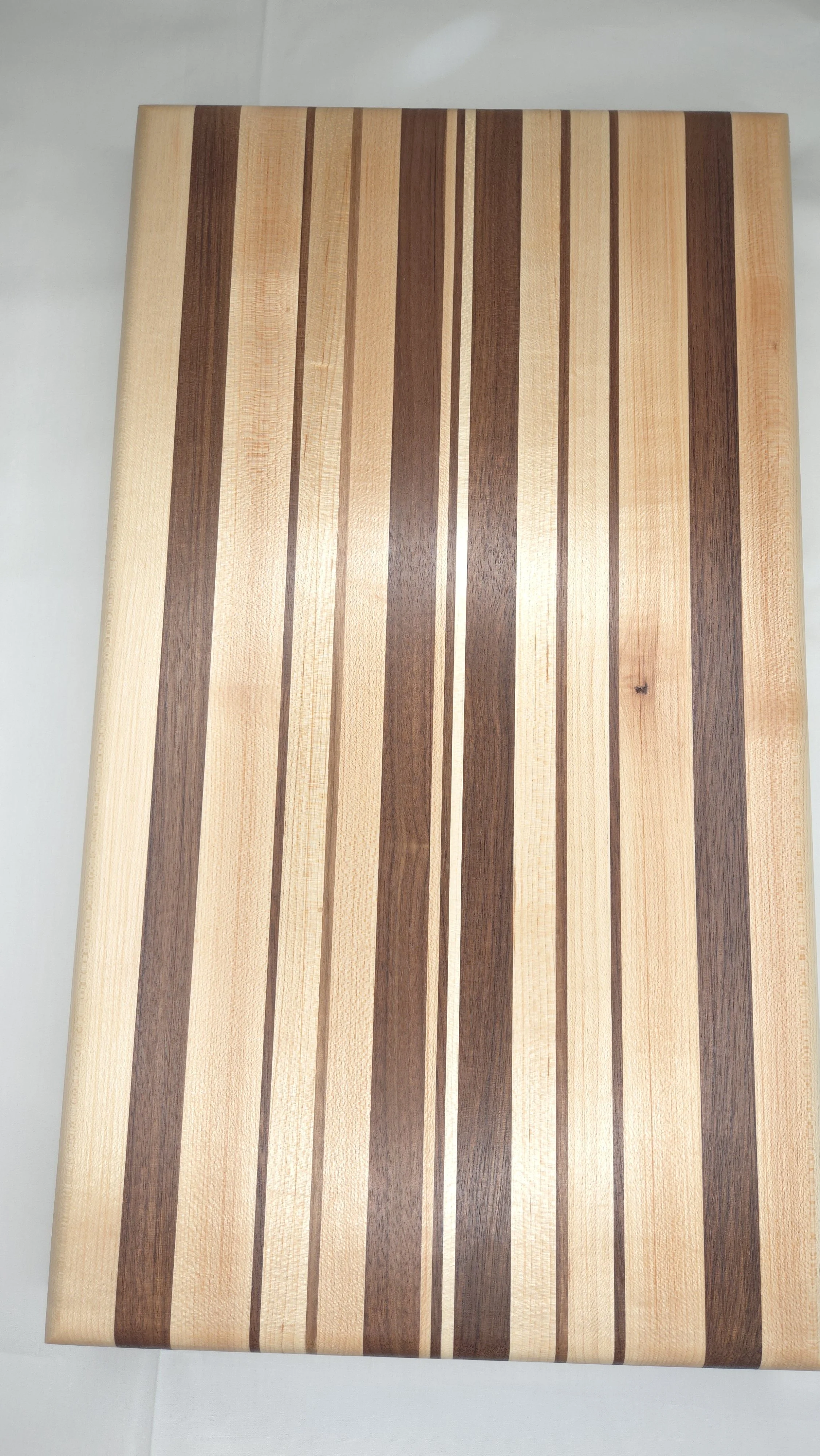 Edge grain Maple and Walnut cutting board