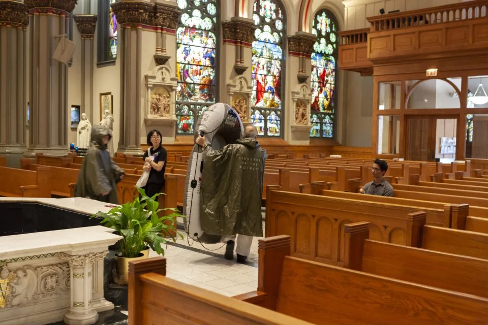 Genuflect4_.JPG