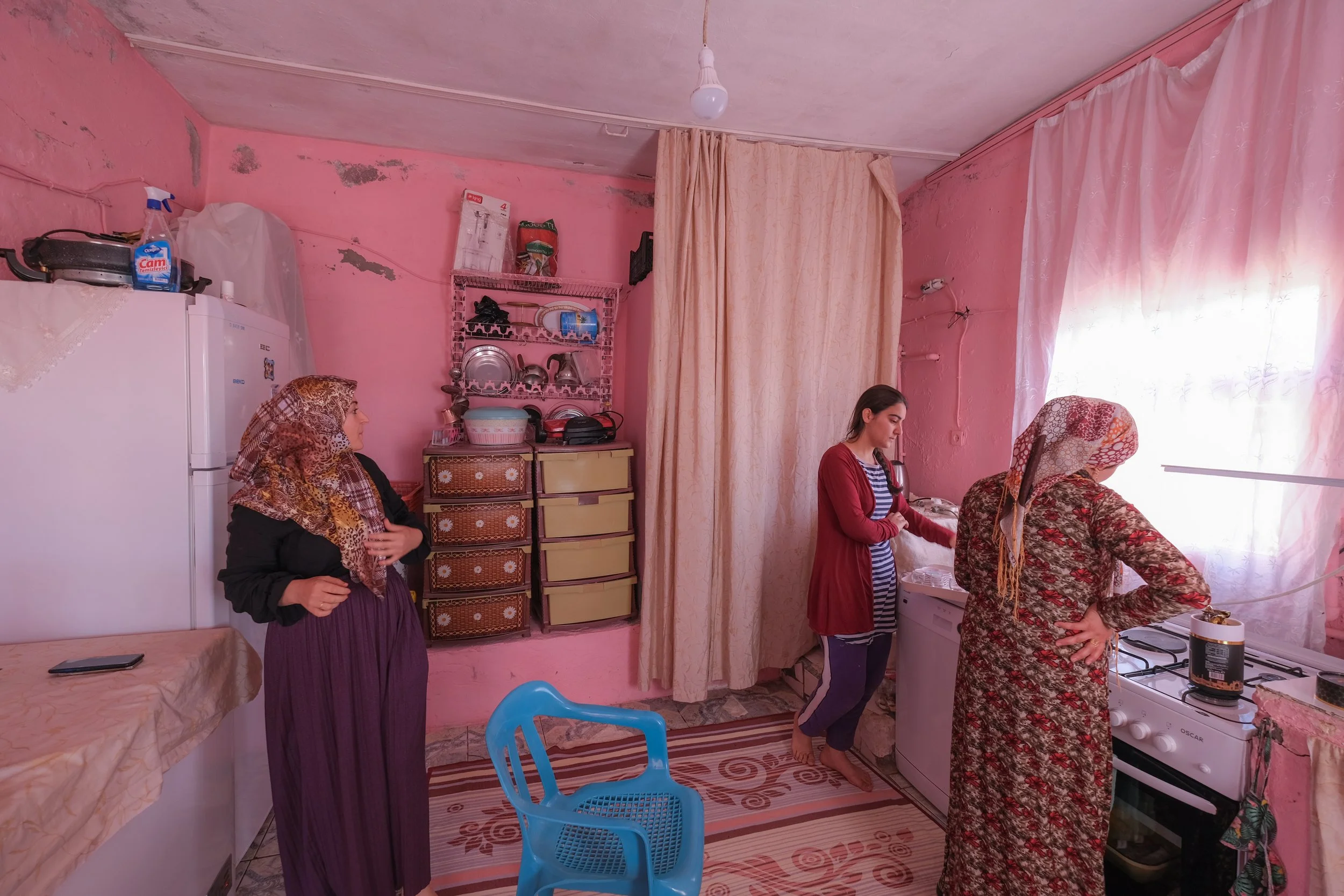 arka odadaki kadınlar_zeynep dildar gürcan6.jpg