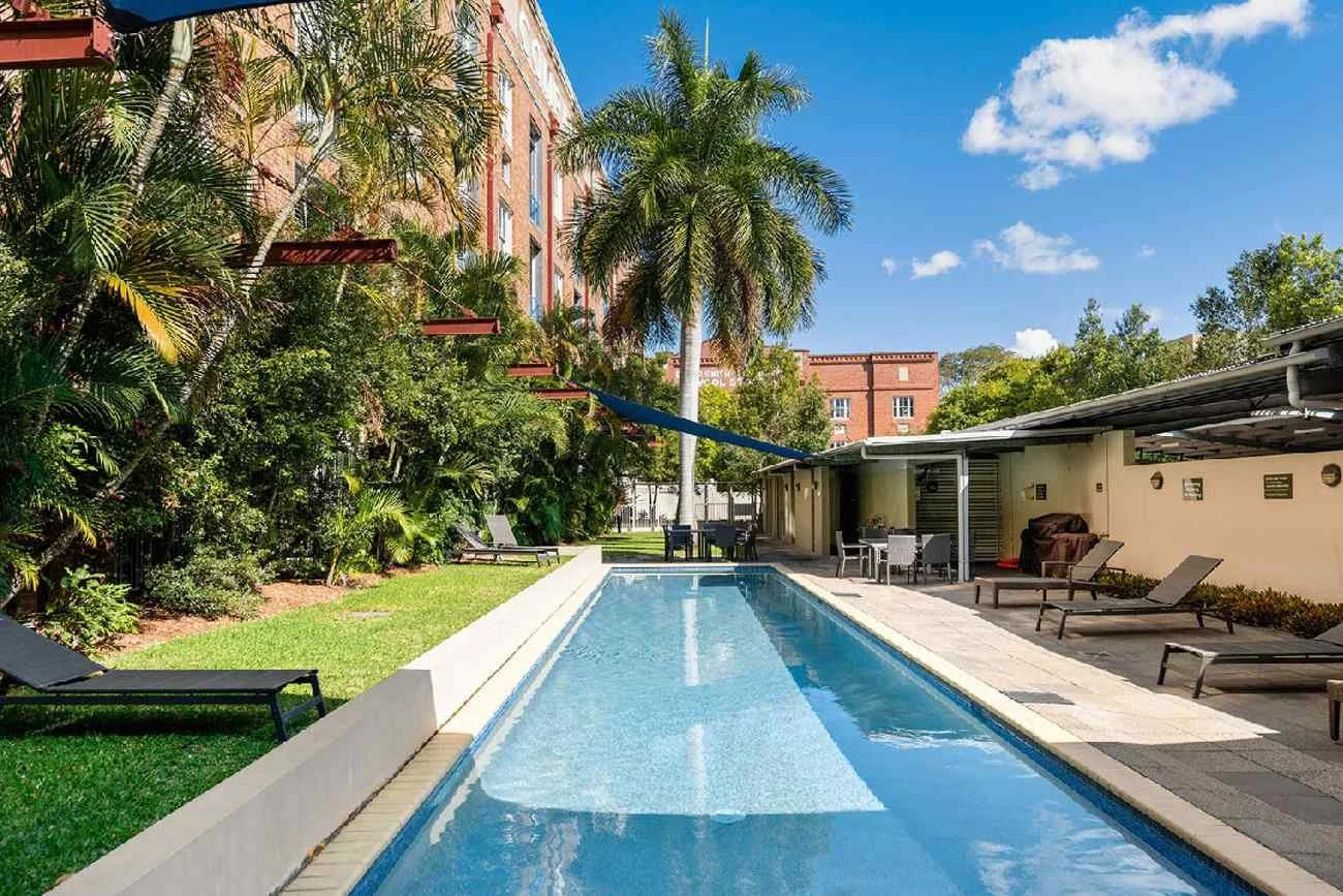 Dakota Apartments Pool