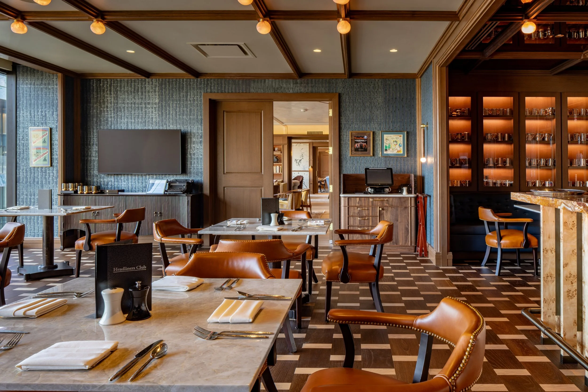 Headliners Club (2).jpg