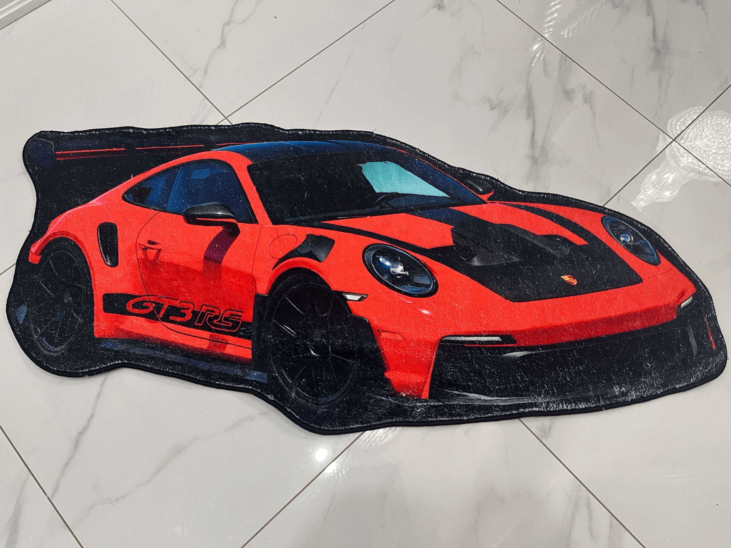 Red GT3 RS | Shaped rug