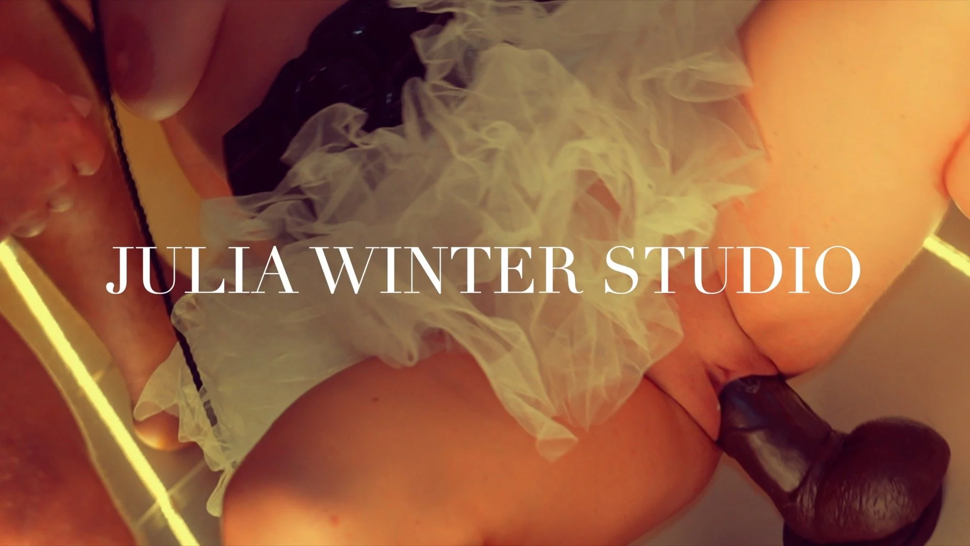 COUPLES EROTIC PHOTOGRAPHY