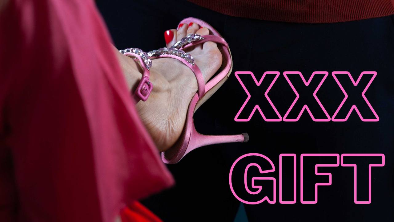 THE BEST VALENTINE GIFT IS A NUDE VIDEO