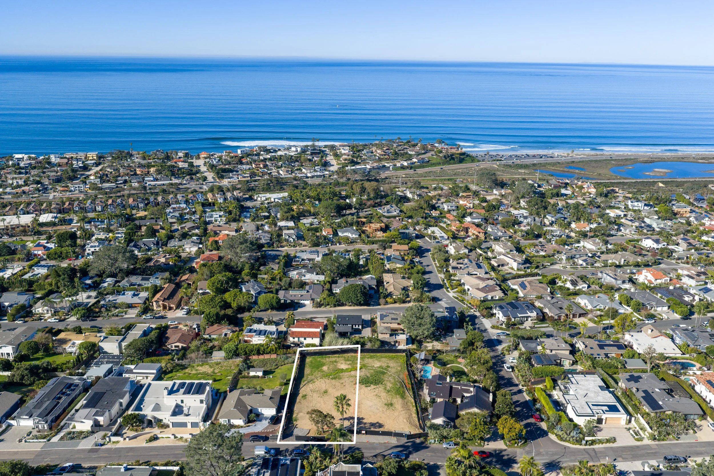 Aerial view of 607 & 609 N Granados Avenue looking to the west towards Tabletops and Seaside Reef