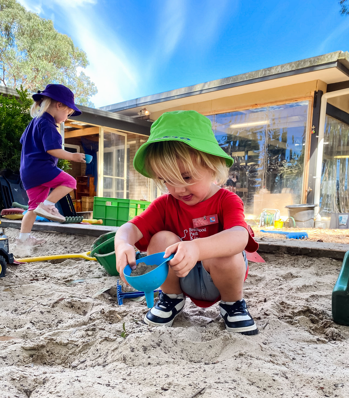 brentwood-park-kindergarten-outdoor-kids.png