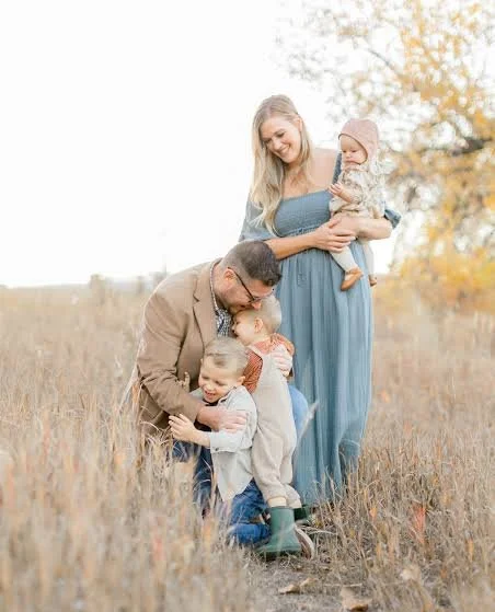 Family and lifestyle photo session by family and lifestyle photographer in Tomball, Texas.