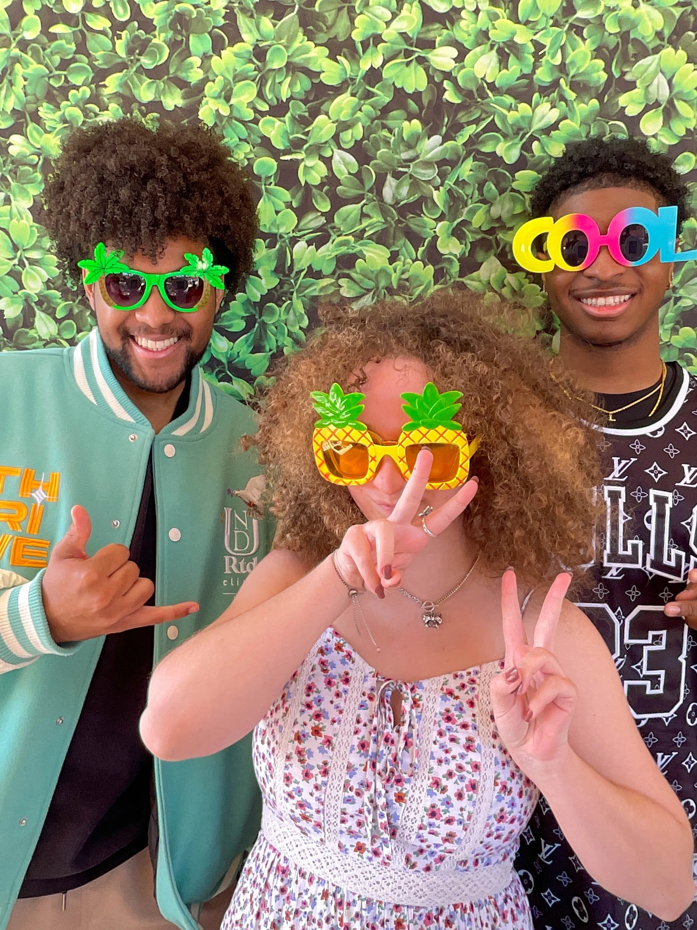 20250426_122251312christmas part photo edit 2_.jpg