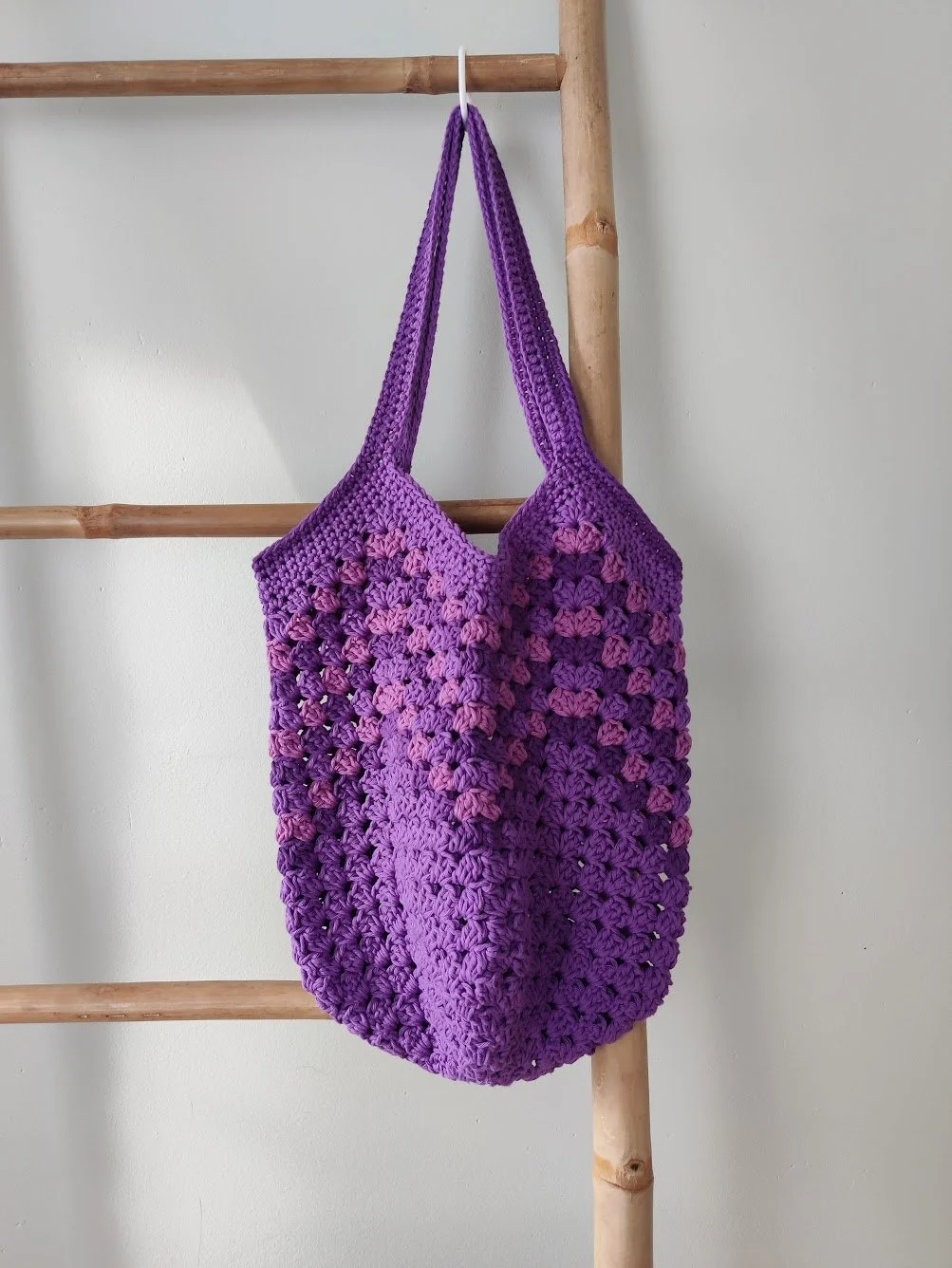 Metsän marjat Granny-laukku