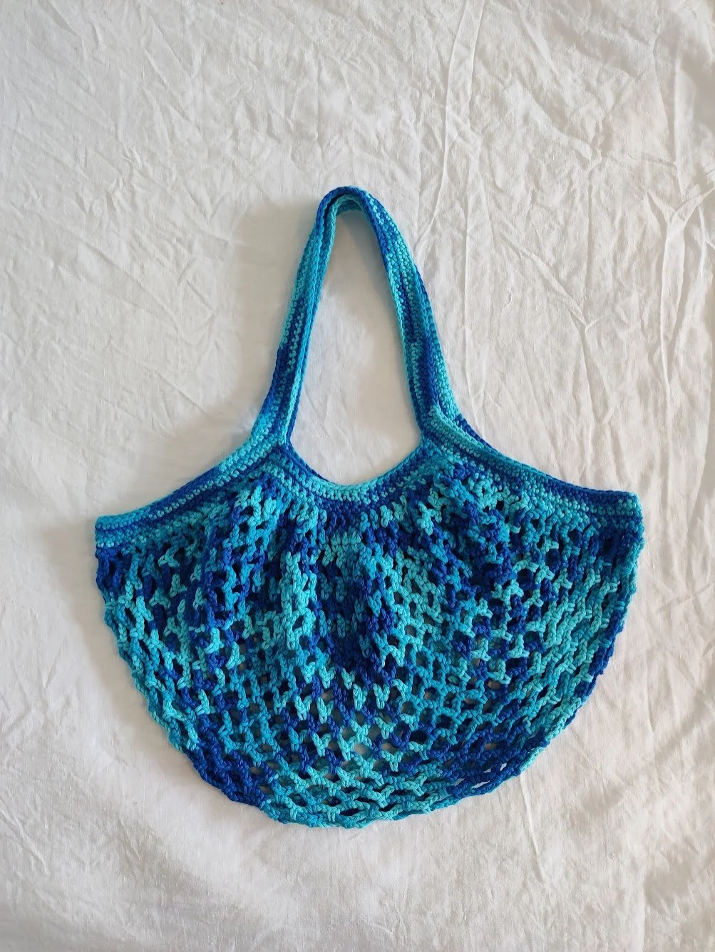 Meren aalloilla Verkkokassi