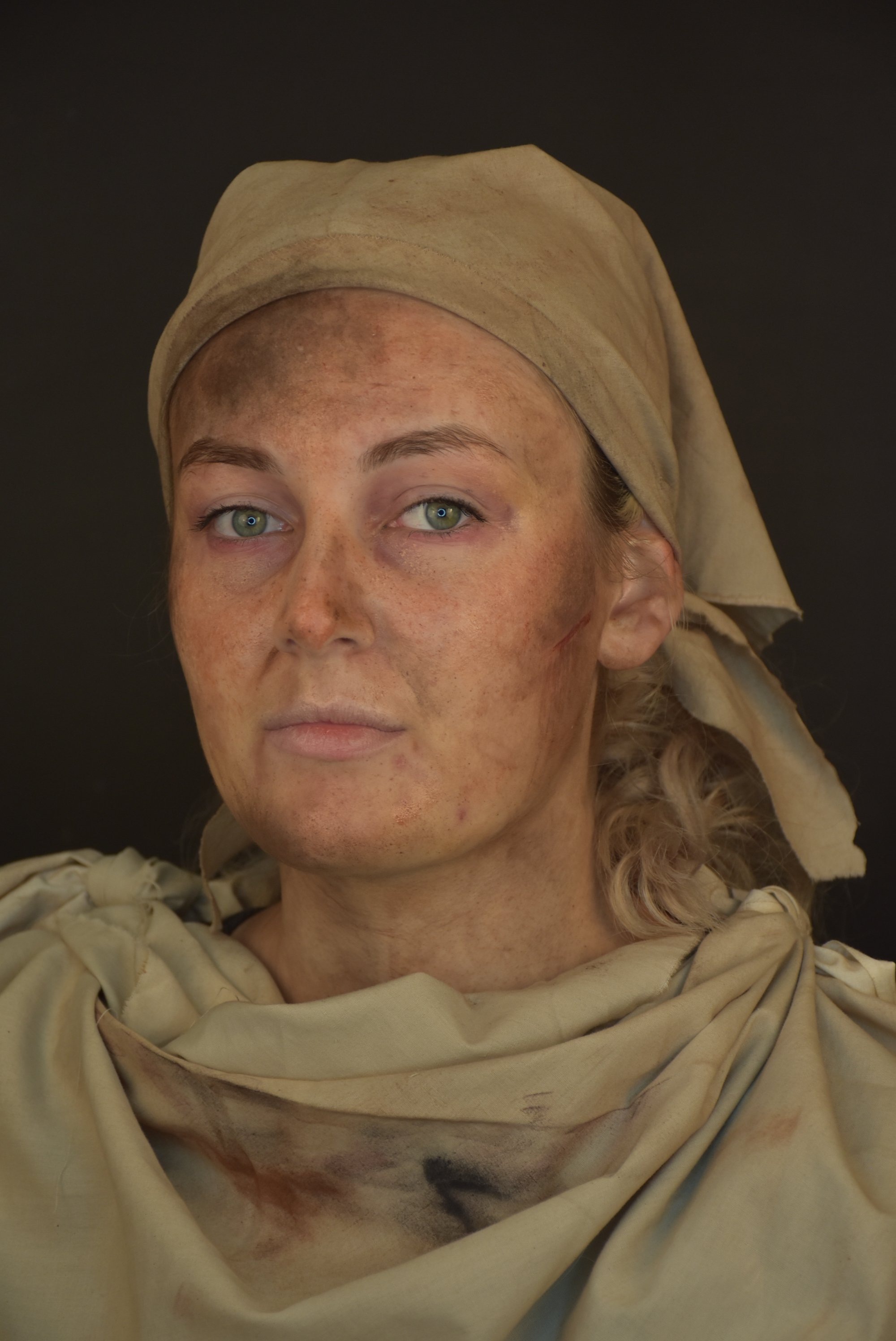 Jake EC Peasant look on Shani (20).JPG