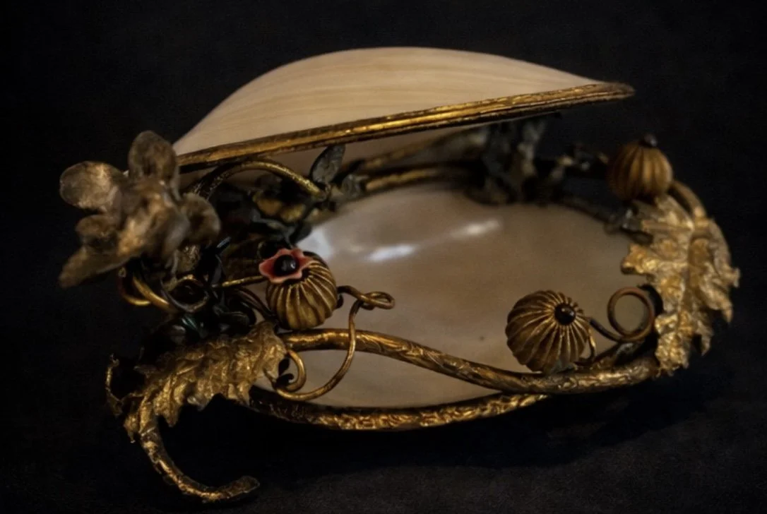 Rare Art Nouveau Shell Jewelry Dish in Gilt Bronze