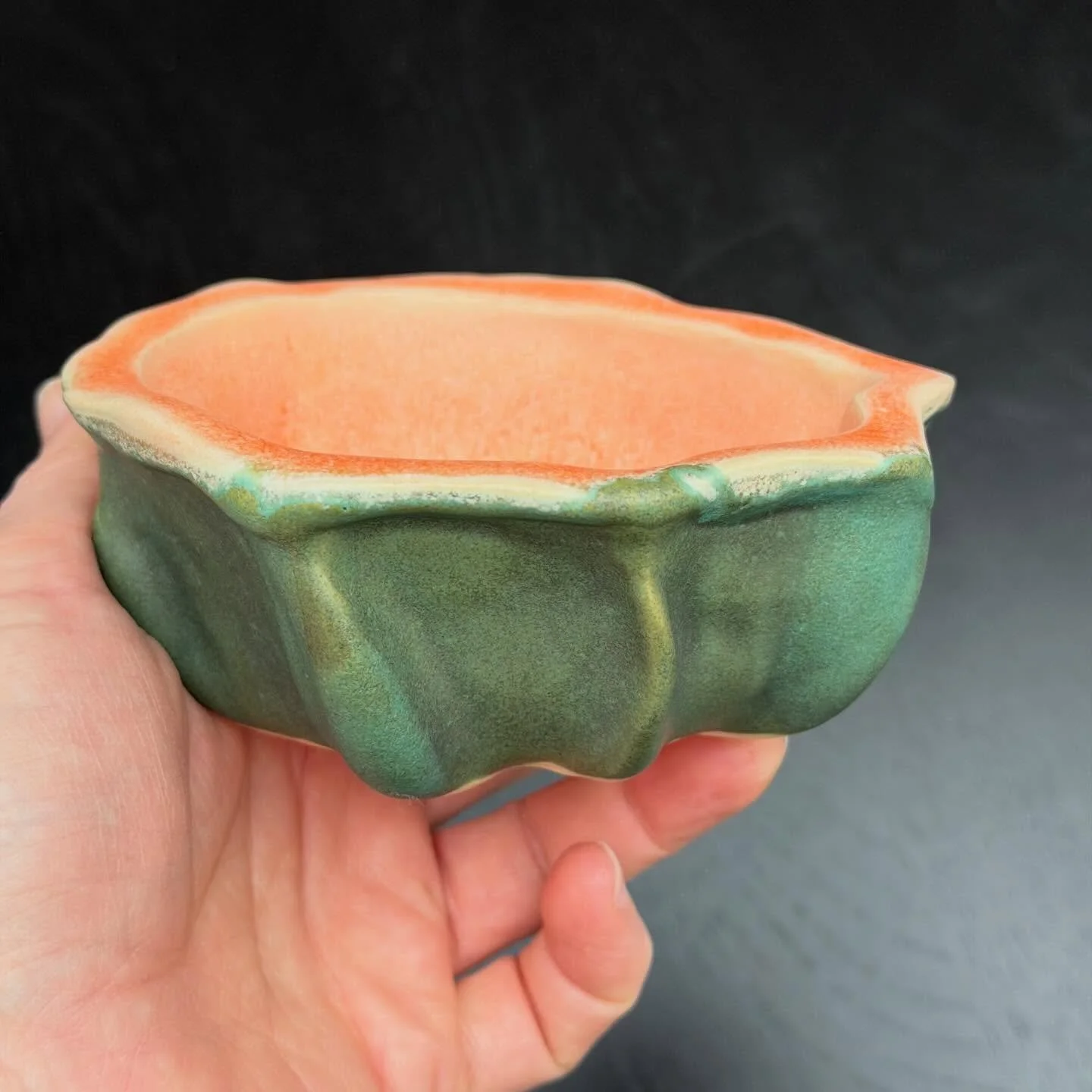 Seashape in bright and deep colours 

For sale at https://www.shapesofsunday.com