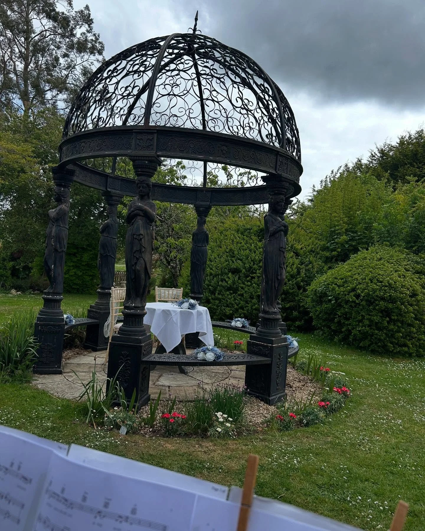 A bank holiday wedding for Arcosanti String Duo #wedding #wiltshire 
#stringduo #eventsprof