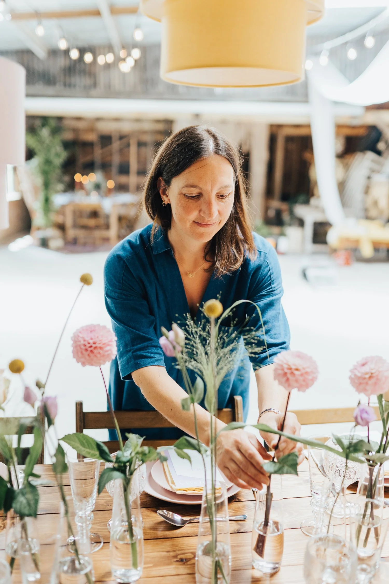 south East florist adjustment wedding breakfast flowers