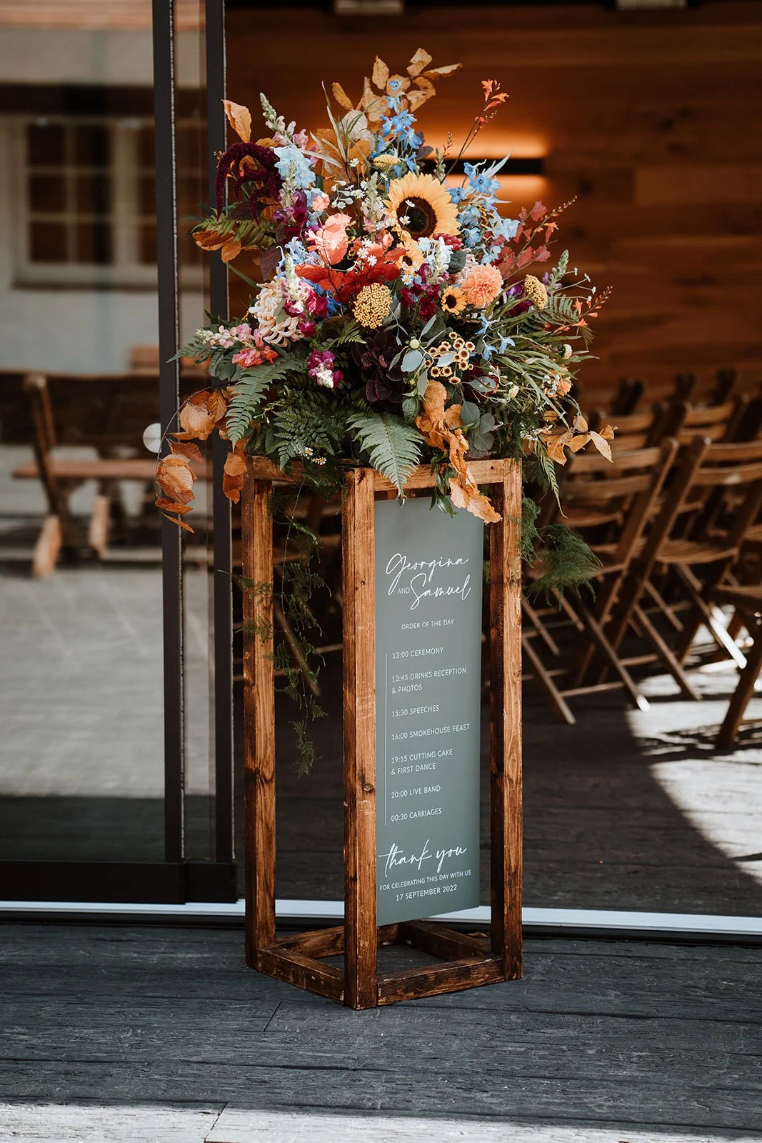 moody-blooms-florist-wedding-installation-flowers.jpg