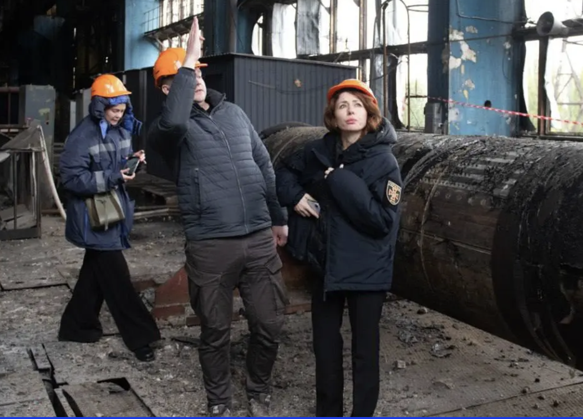 Russian assault on Ukraine's power grid leaves over 100,000 without power in north, east