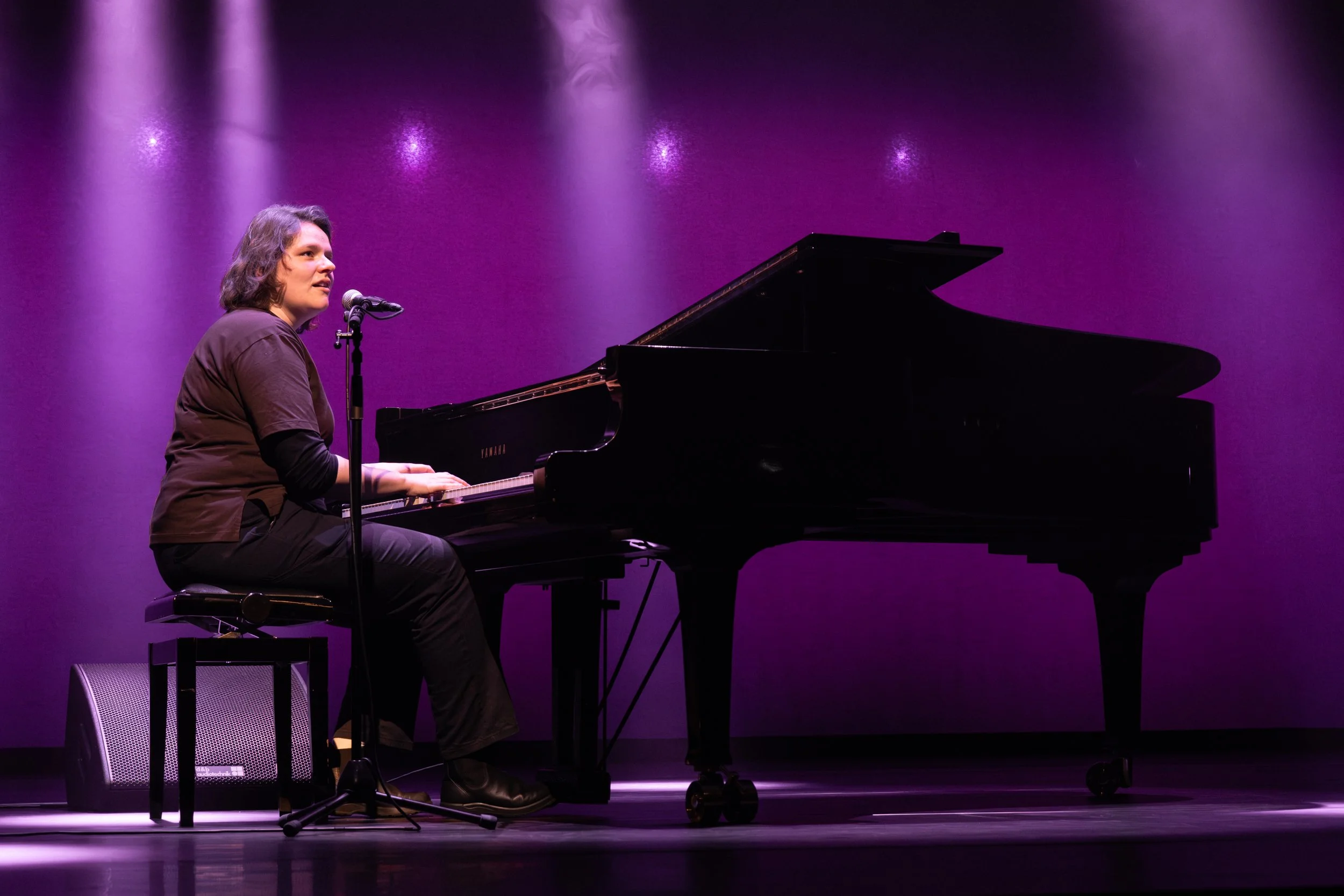 Roos Vervelde | Stand-up comedy, Liedjes, Cabaret | Foto: Evanne Welling