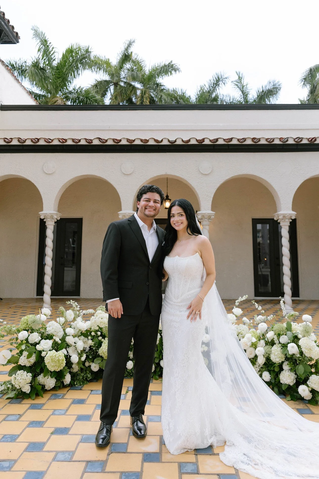 Weddings | Green +  White Florals