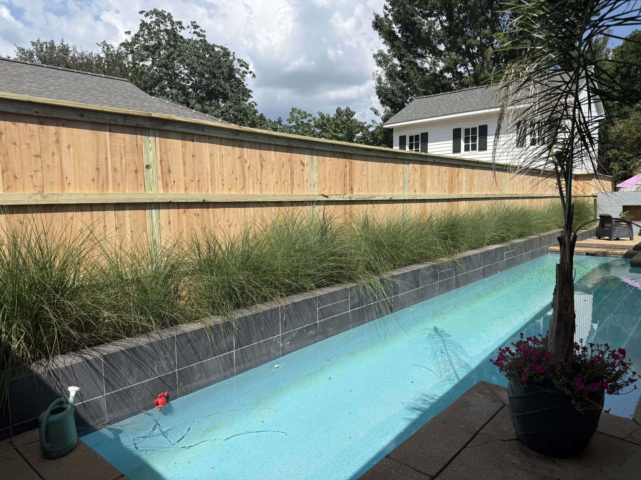 Cedar privacy fence installation in Baton Rouge LA