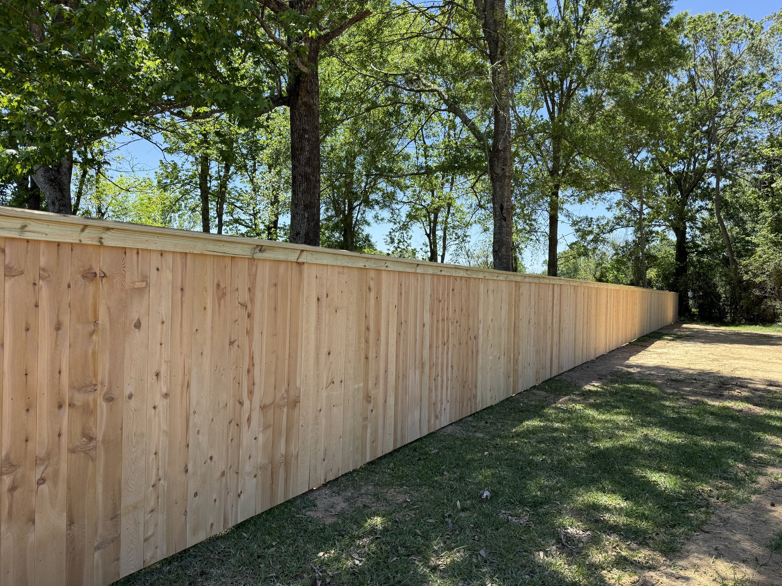 Cedar privacy fence installation in Baton Rouge LA