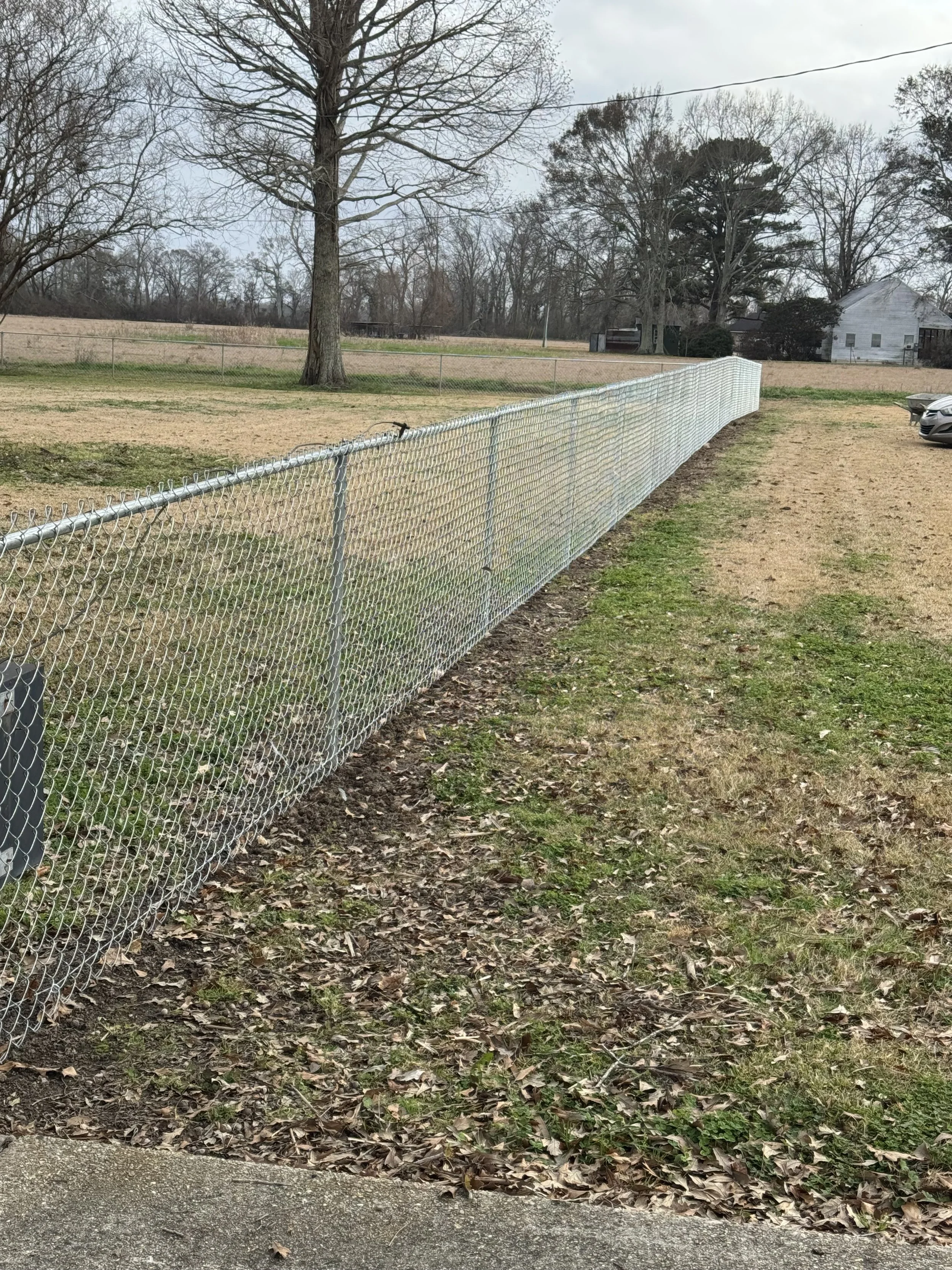 4ft chain-link fence installed in Denham Springs