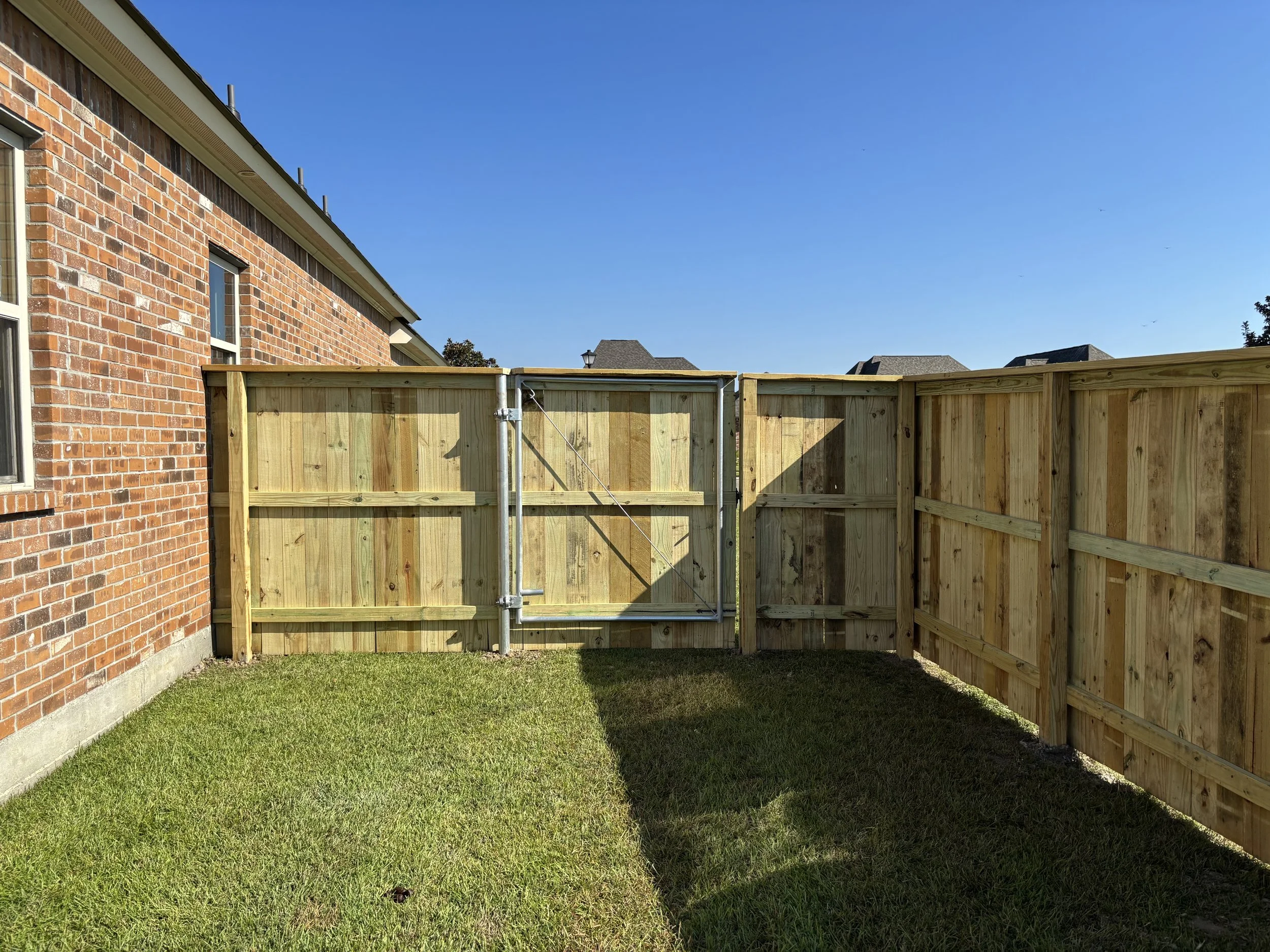 6ft x 5ft  Gate installed in Prairieville LA by Legend Fence