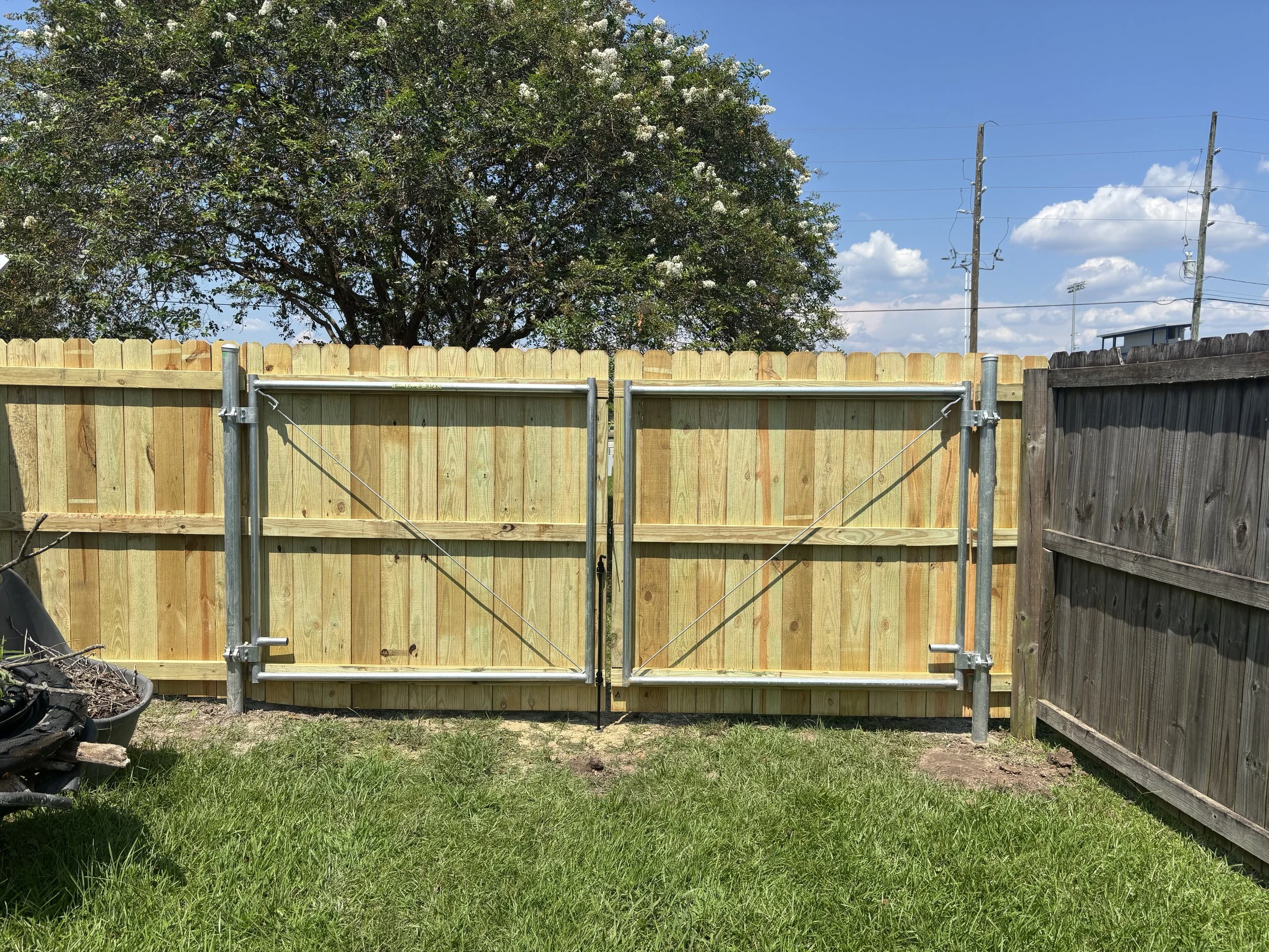 6ft x 12 ft Double Gate installed in Prairieville LA