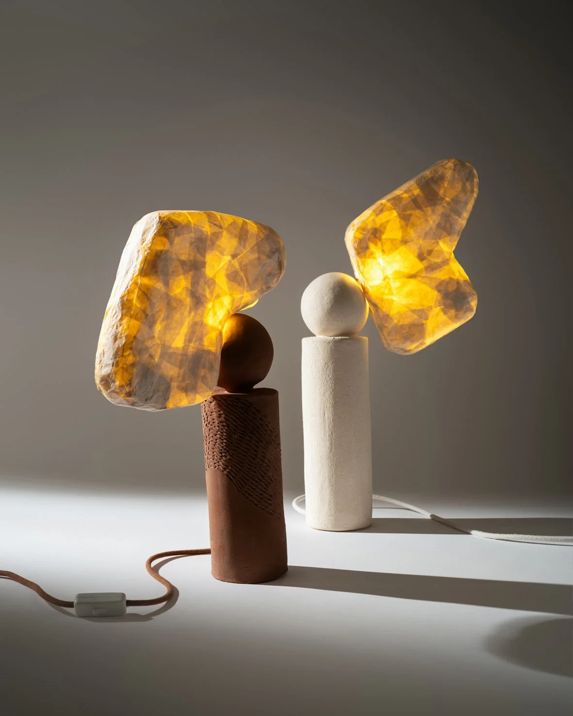 aīz unique objects one of a kind lamp. BARANSU handmade terracotta and white clay table lamps with japanese handcrafted shades, created using traditional techniques and natural materials.