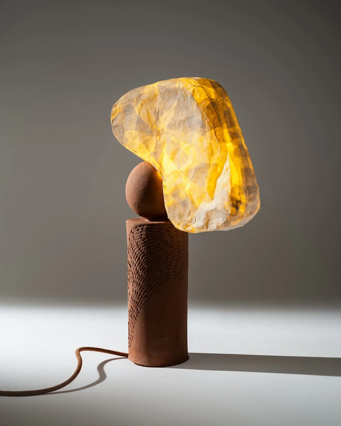 raiz unique objects one of a kind lamp. BARANSU handmade terracota table lamp.