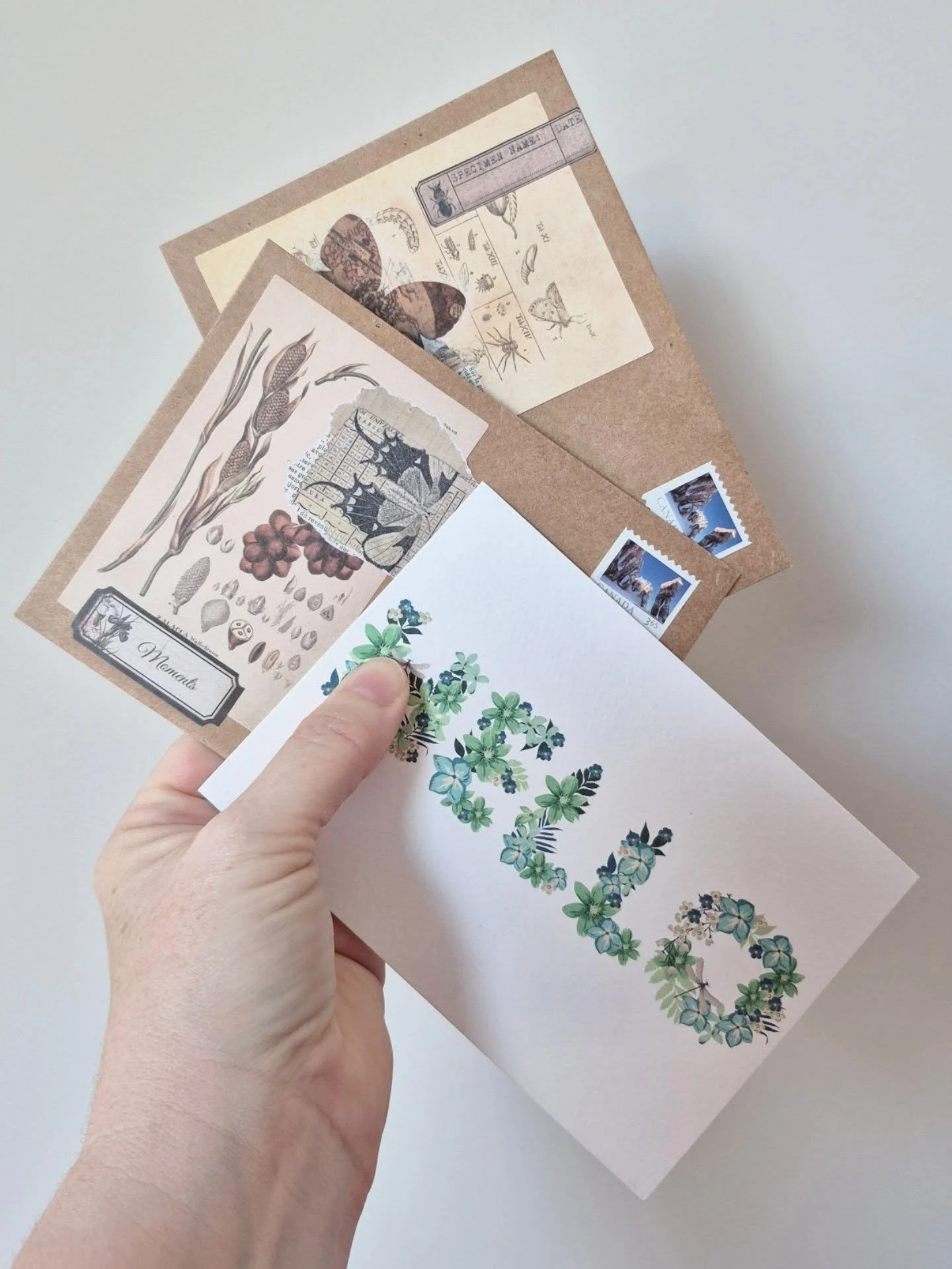 Outgoing snail mail for Sunday. These are heading to Sri Lanka, the UK and a postcrossing to Germany.

Snail mail has become my favourite par of the week so I can put ink to paper, slow down and take time to myself for a bit.

#snailmail #outgoingmai