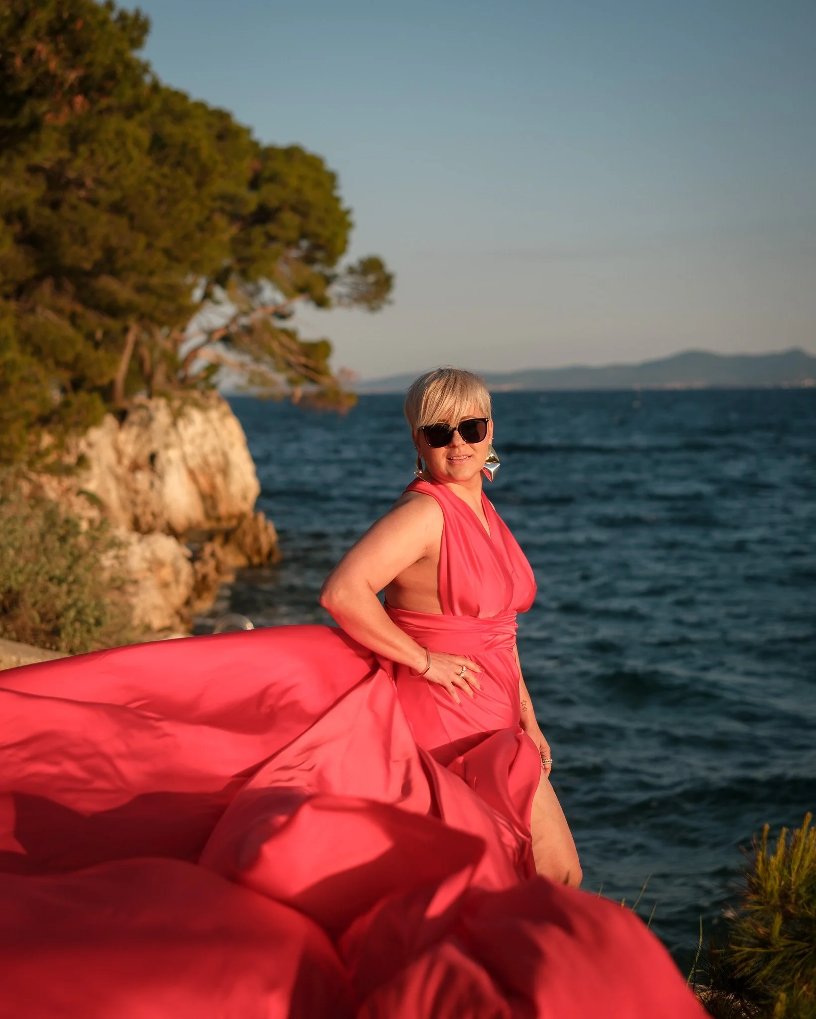 flying-dress-photoshoot-zadar-croatia-cliffs.jpg