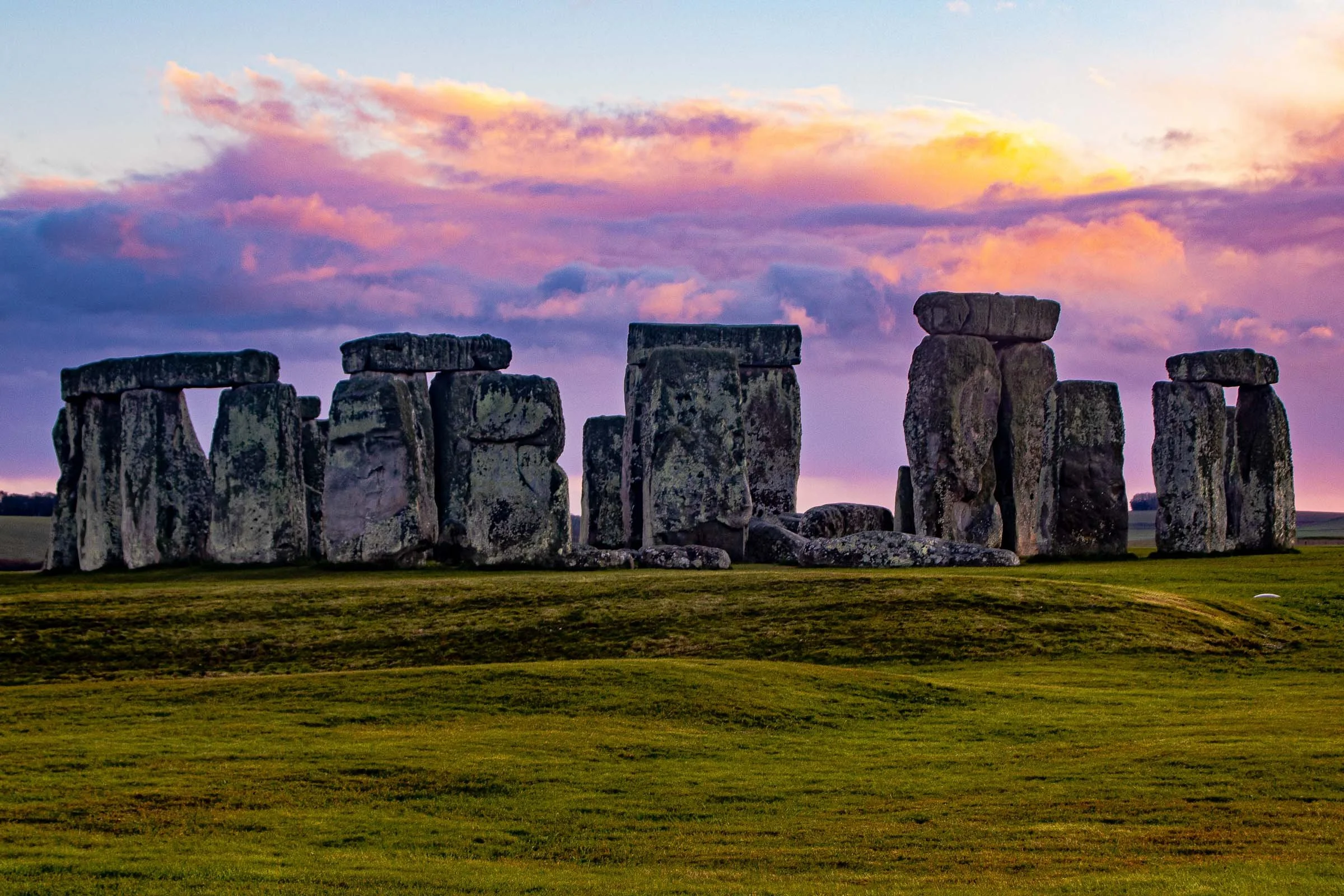 stonehenge-lowena-studios.jpg