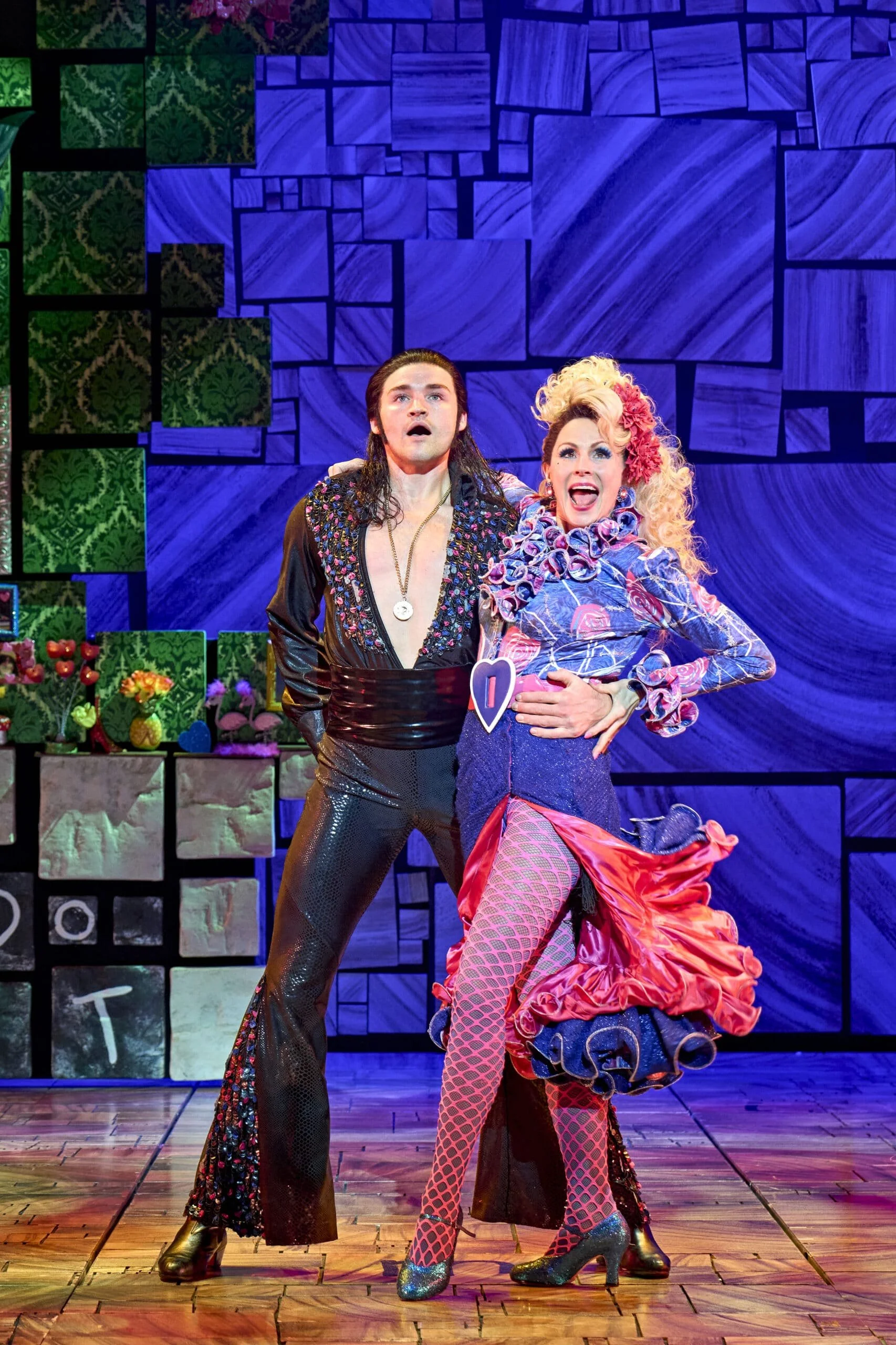 MAT25_Q4_006_410325_Matilda-The-Musical-UK-Tour-September-2025_-Purple-Team-with-Olivia-Ironmonger-as-Matilda_2025_RT_AW-scaled.jpg
