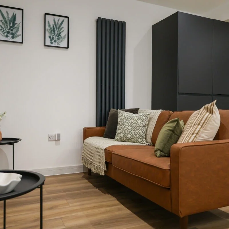 Designed for modern shared living. Our HMO developments focus on smart layouts, quality finishes and comfortable spaces that work for tenants while delivering strong returns for investors.

#HMO #HMOUK #HMOINVESTING #propertydevelopment #propertyinve