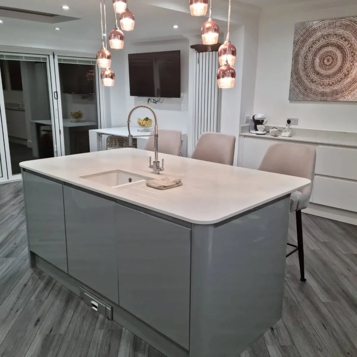 Another kitchen completed by our team 🙌 
#howdens #quality #ontimeonbudget