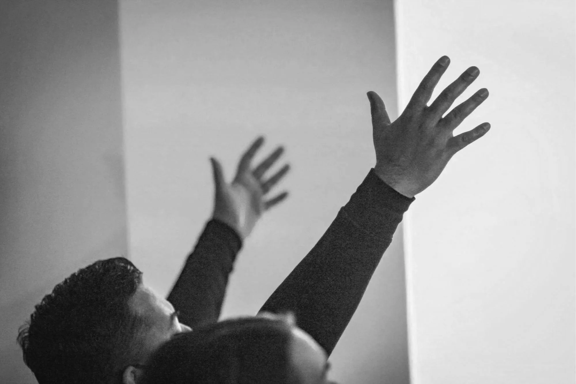 Hands worshipping