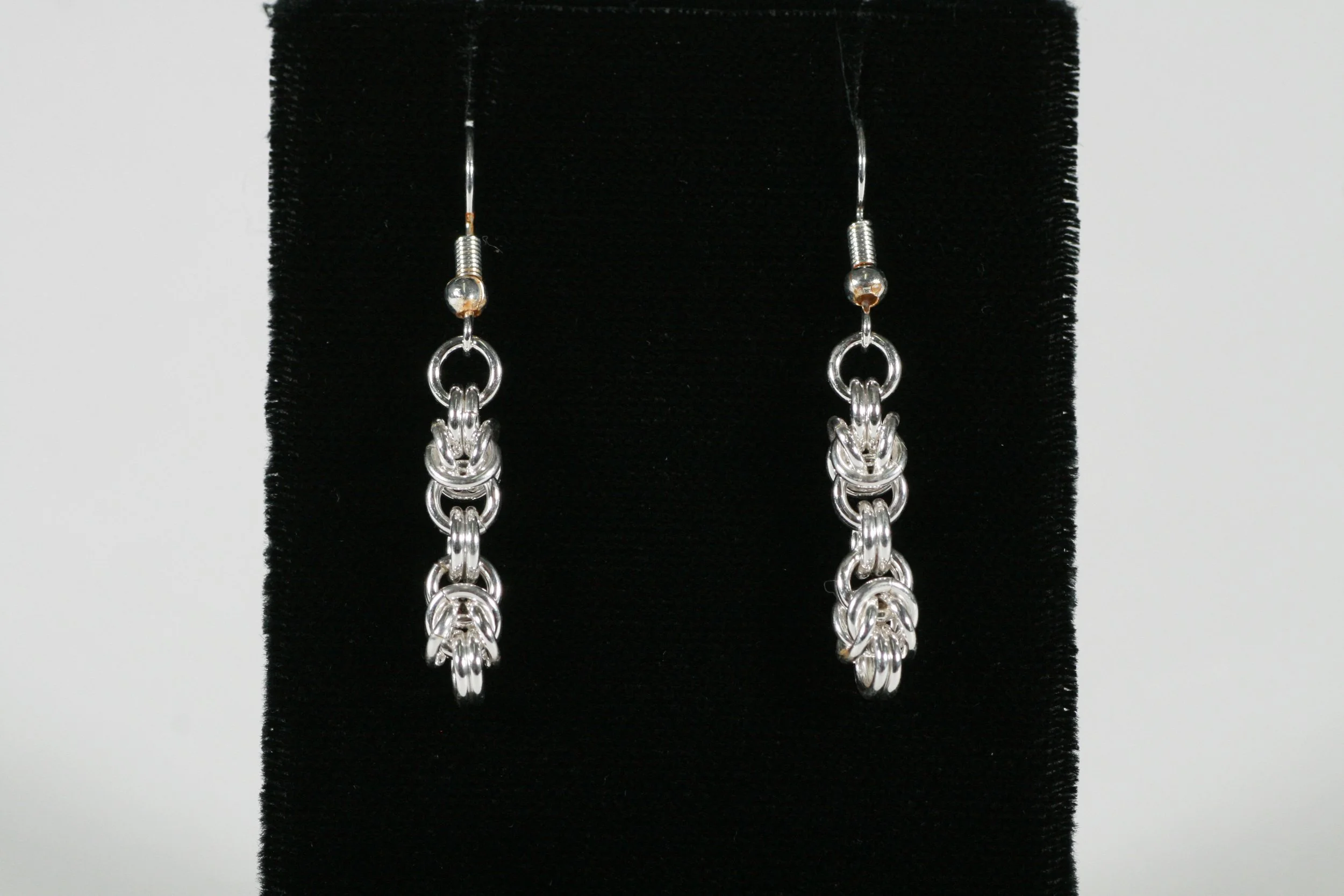 Polished_Sequential_Kings_Chain_Earrings.JPG