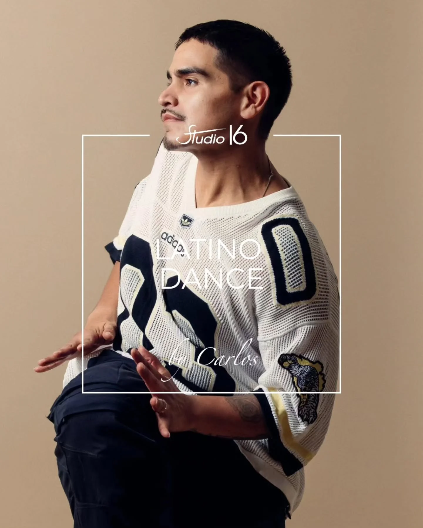 De l&rsquo;&eacute;nergie, du rythme&hellip; et une vraie invitation au voyage 

Avec Carlos, les danses latines prennent vie : salsa, bachata, reggaeton&hellip;

 Un m&eacute;lange vibrant de technique et de groove, dans une ambiance chaleureuse et 