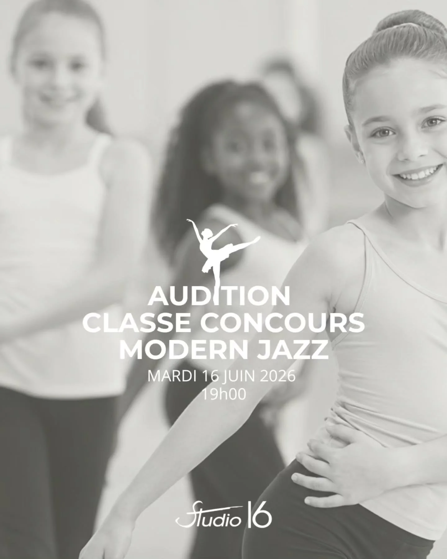 Les classes concours Classique et Modern Jazz ouvrent leurs portes pour la saison 2026-2027.
Vous r&ecirc;vez de monter sur sc&egrave;ne en comp&eacute;tition ? De vous d&eacute;passer, de repr&eacute;senter le Studio 16 et de vivre la danse autremen