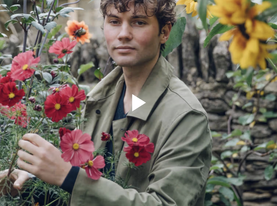 Grow a Spectacular Garden in Pots
with Arthur Parkinson