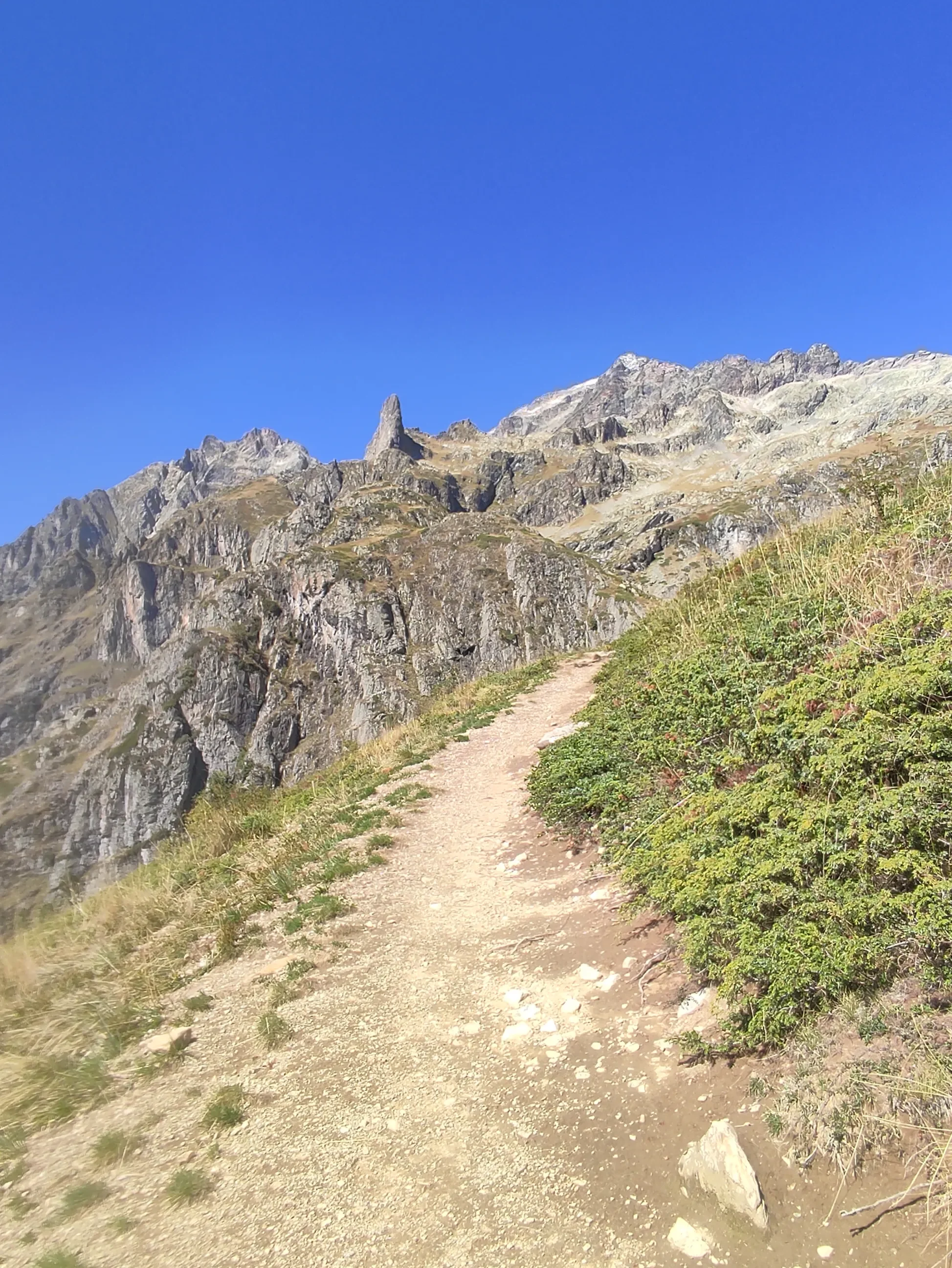 Refuge de Chalance gallery 1.webp