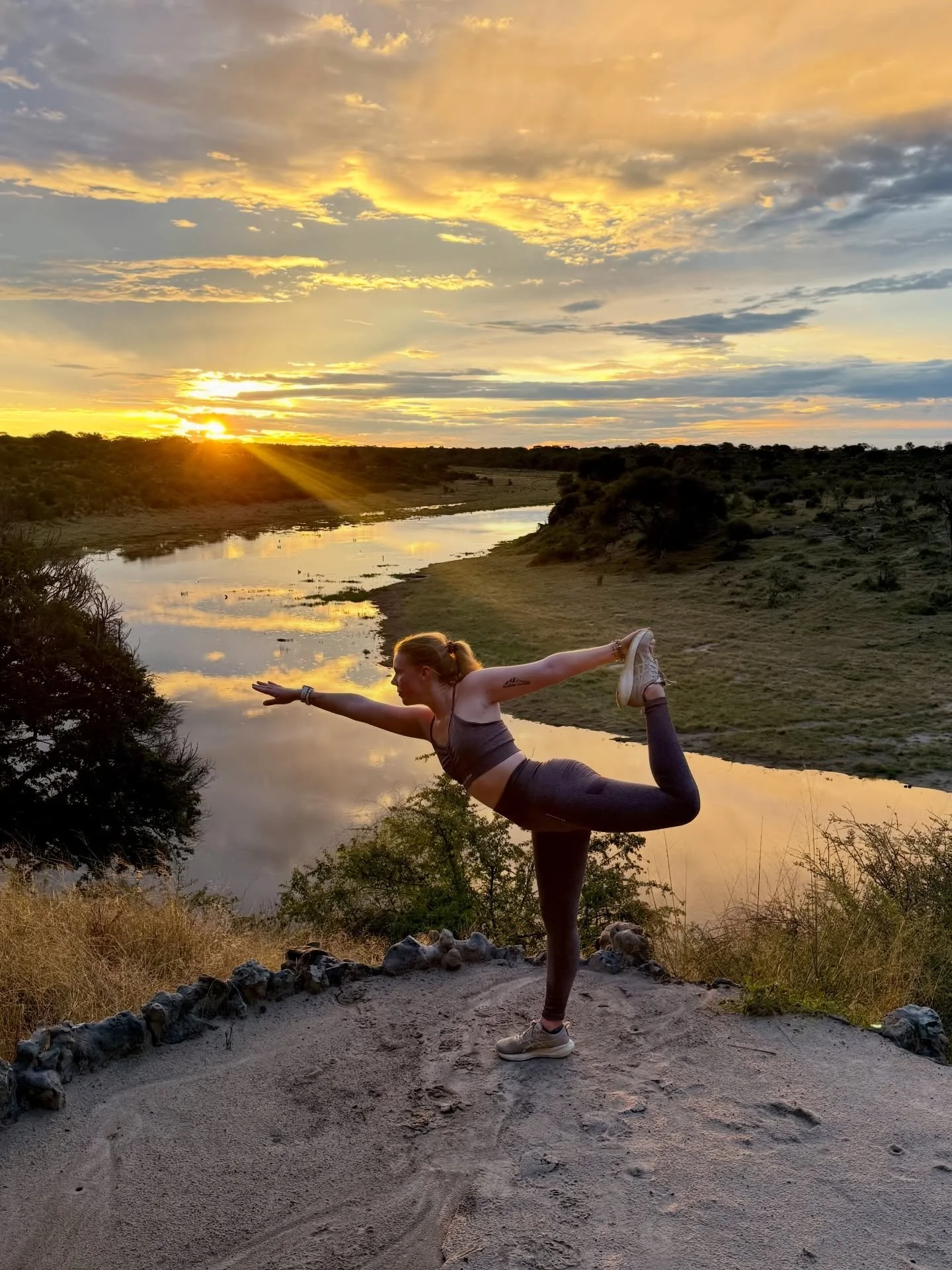 And Goodnight from Botswana 😌

#africasunset #travelgram #girlswhotravel #travelbotswana #thatviewtho