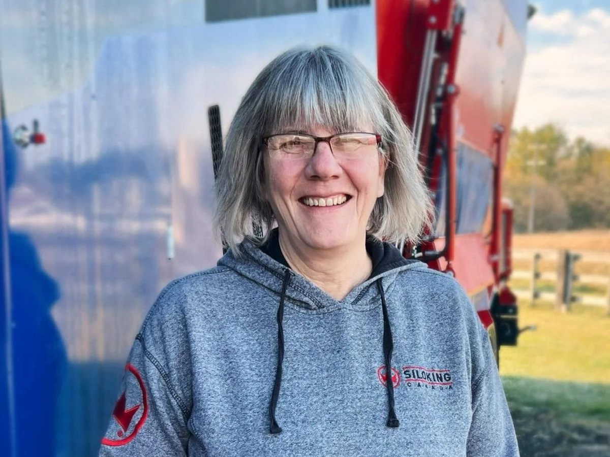 Yvonne Houle