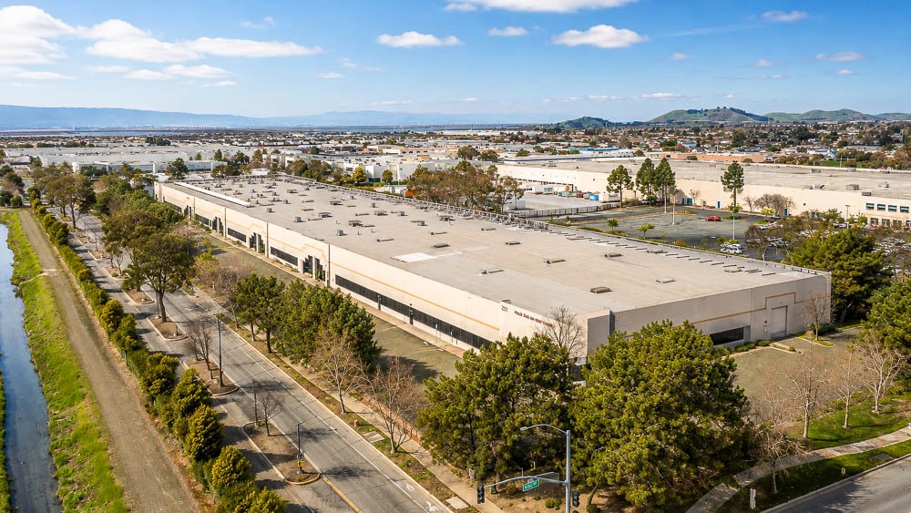 Industrial property in Newark California acquired by Palisade Group and Pearlmark