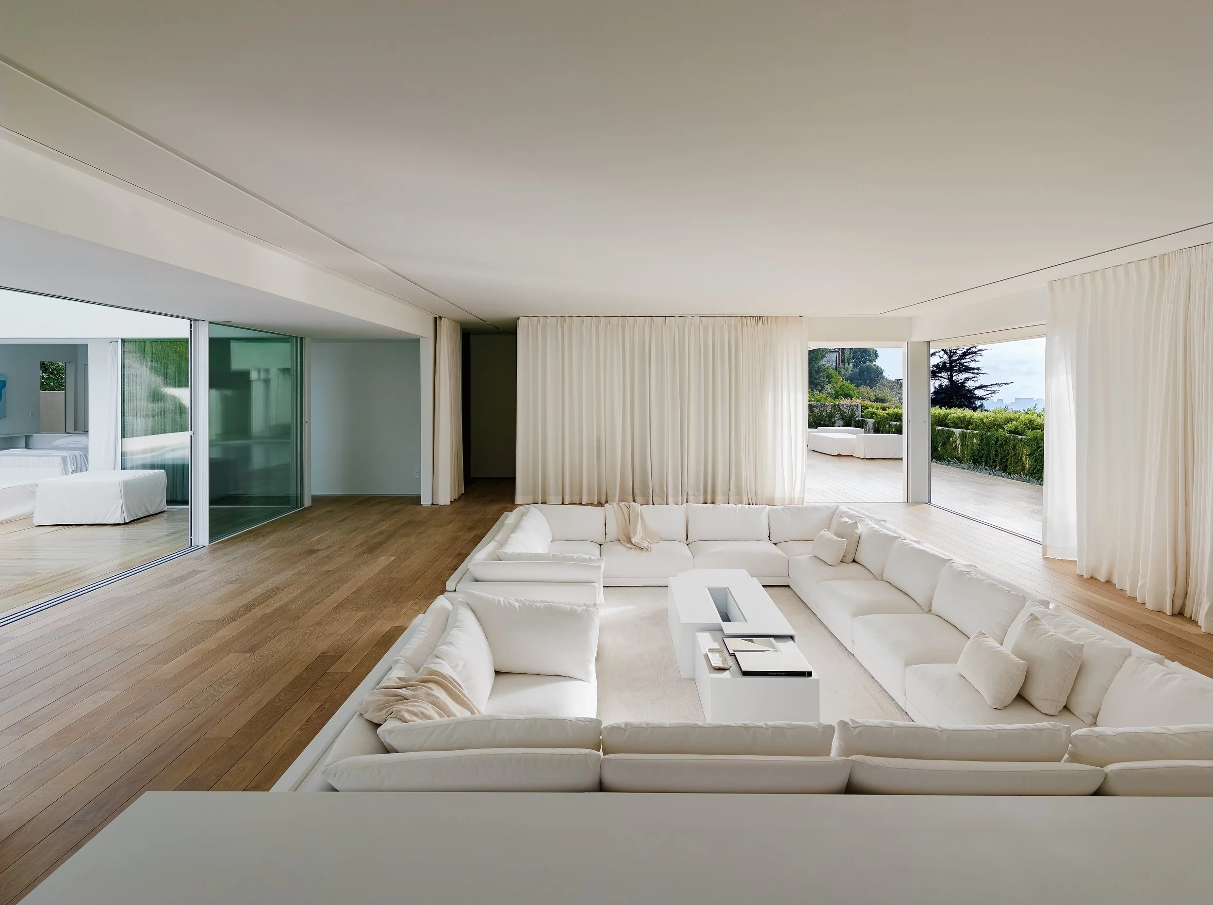 4_1 Aragones_BevHills-28.jpg