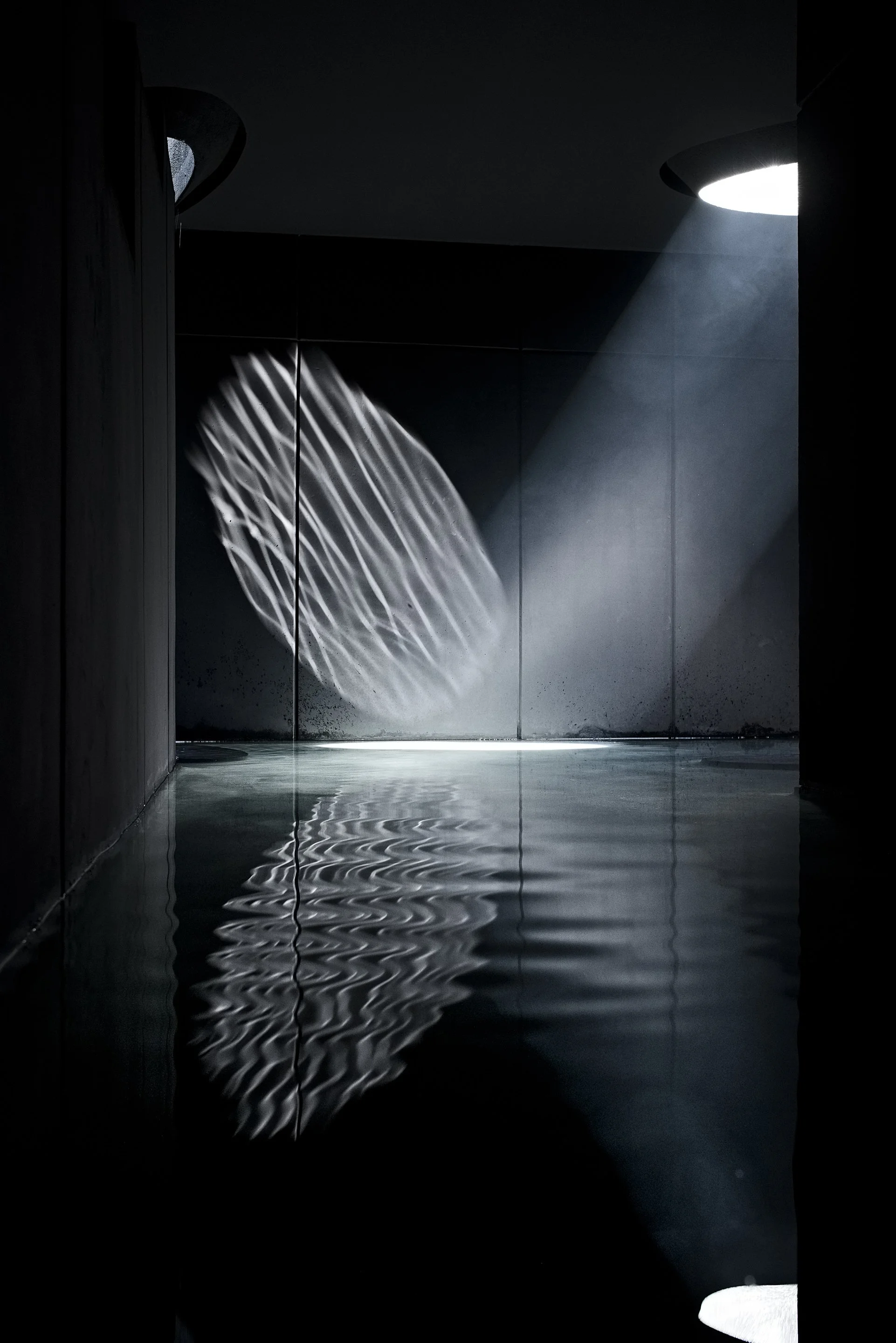 SPA by Taller Aragonés: An immersive sensory experience of light, water, and silence within the original Mar Adentro design.