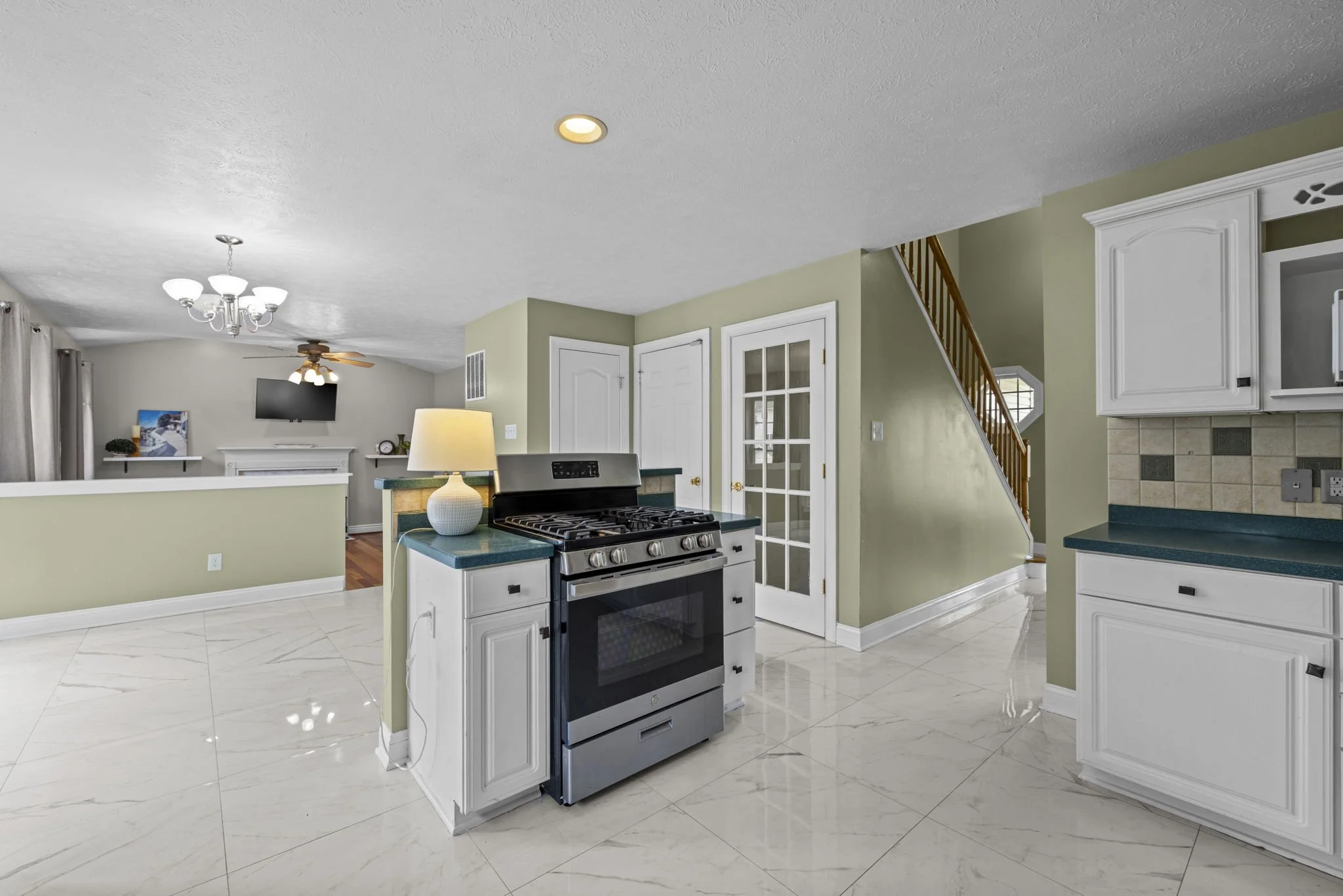 48-web-or-mls-7W3A5945.jpg